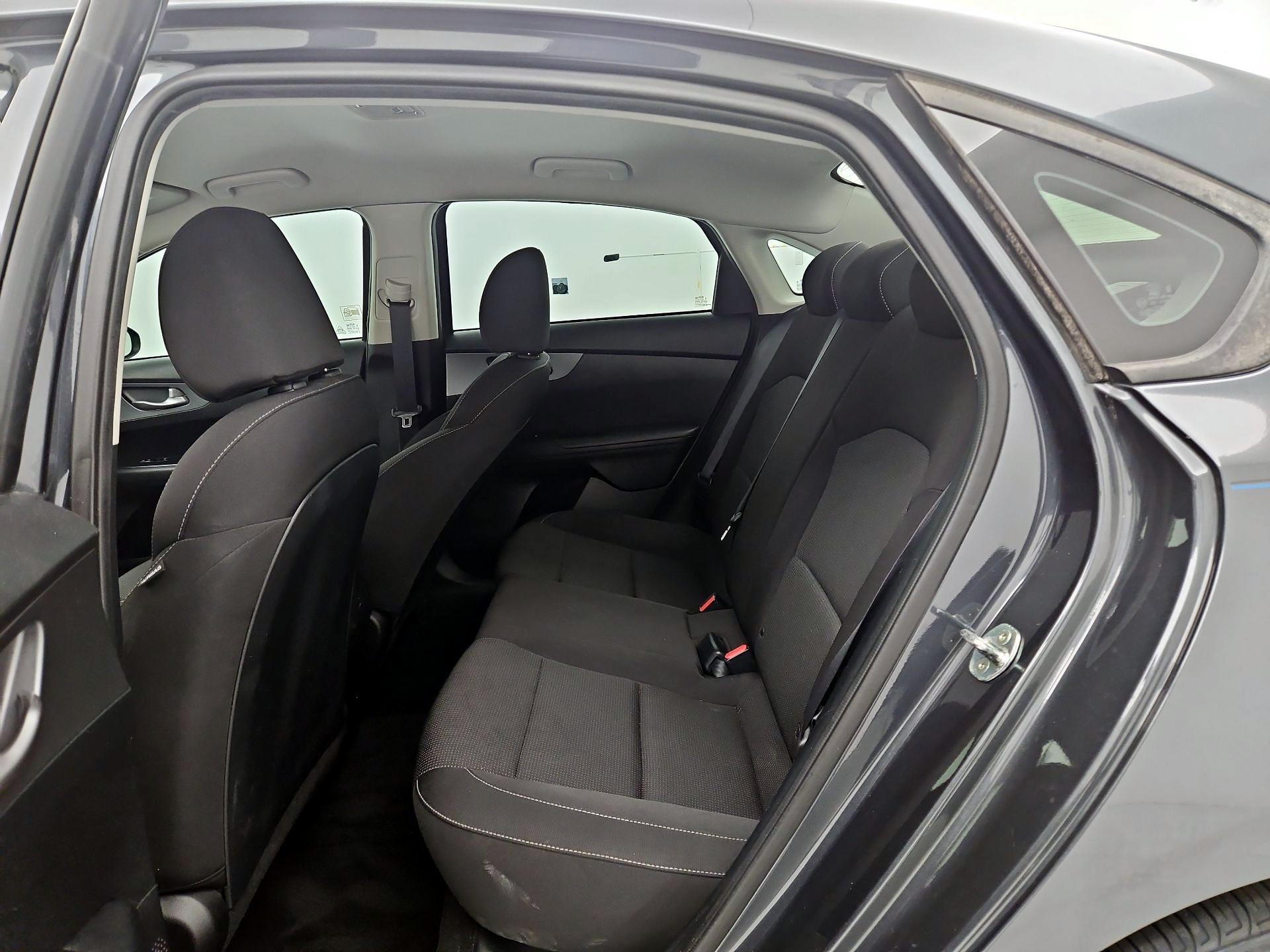 Thumbnail: 2020 Kia Forte - 19