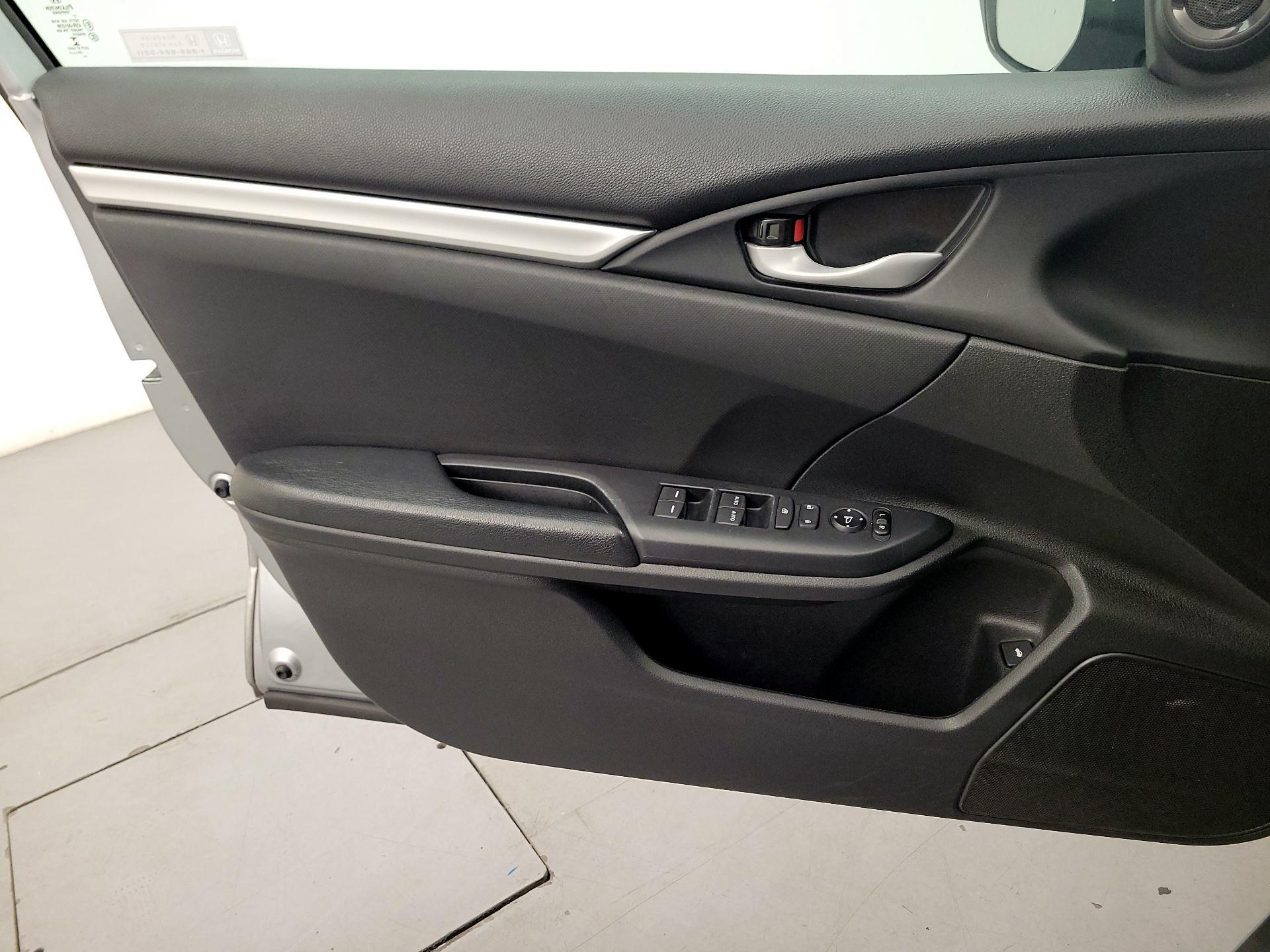 Thumbnail: 2020 Honda Civic - 12