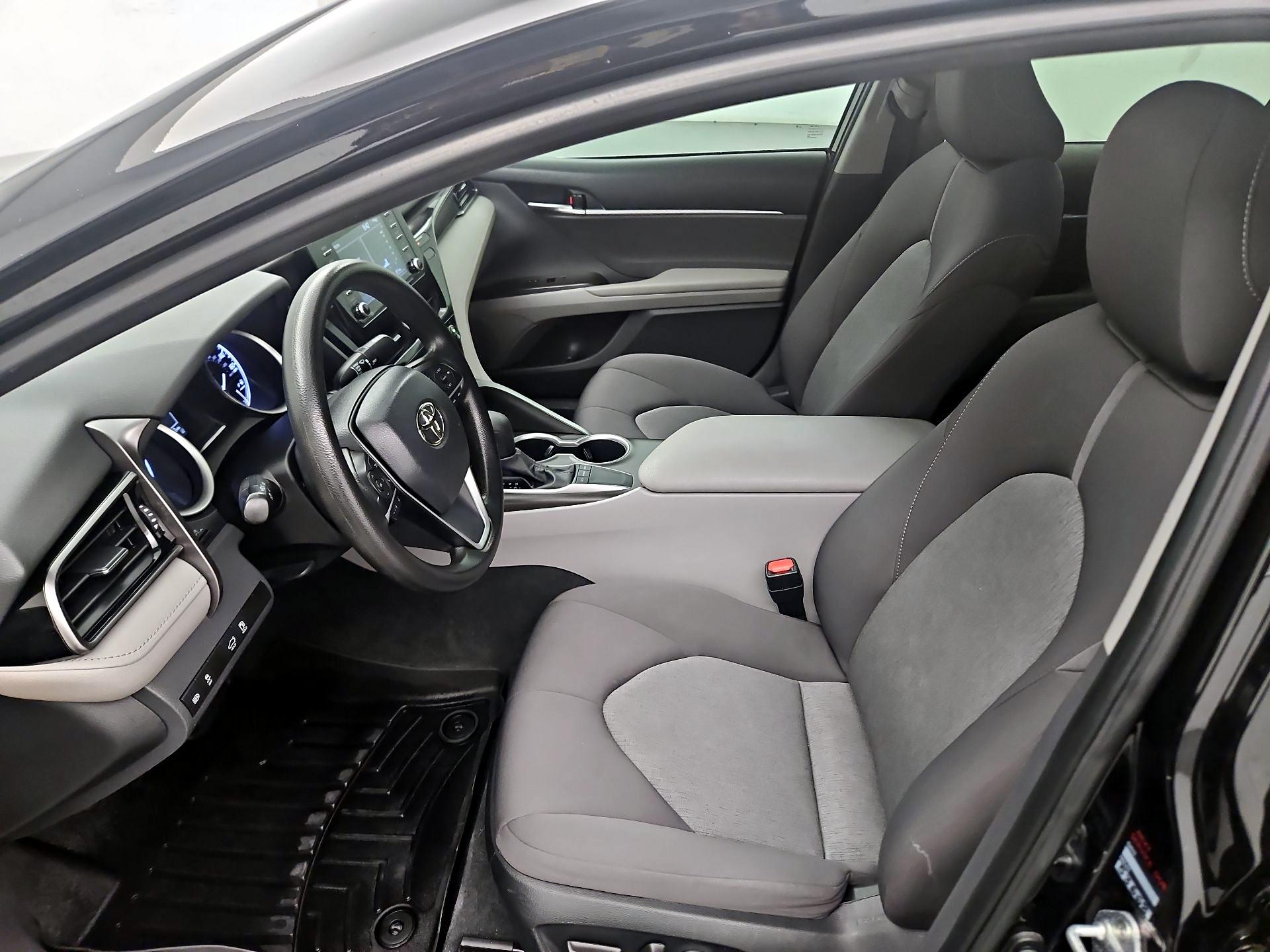 Thumbnail: 2022 Toyota Camry - 11