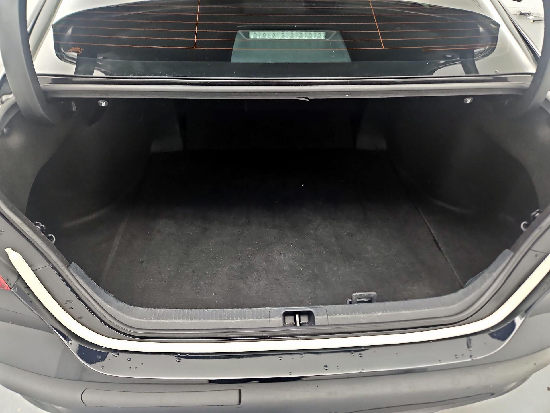 Thumbnail: 2022 Toyota Camry - 19