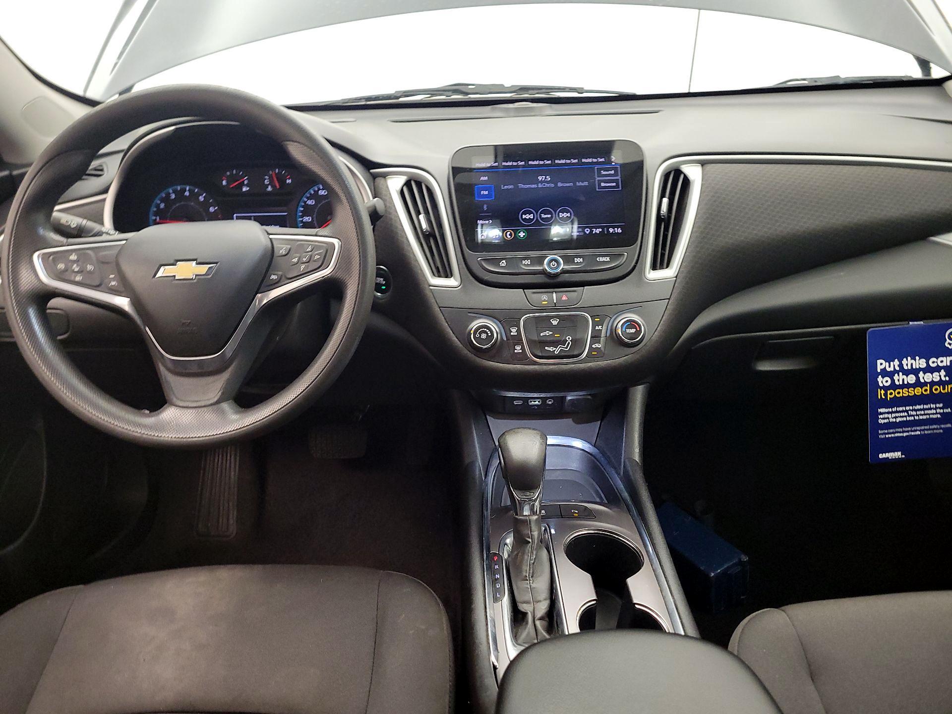 Thumbnail: 2022 Chevrolet Malibu - 9