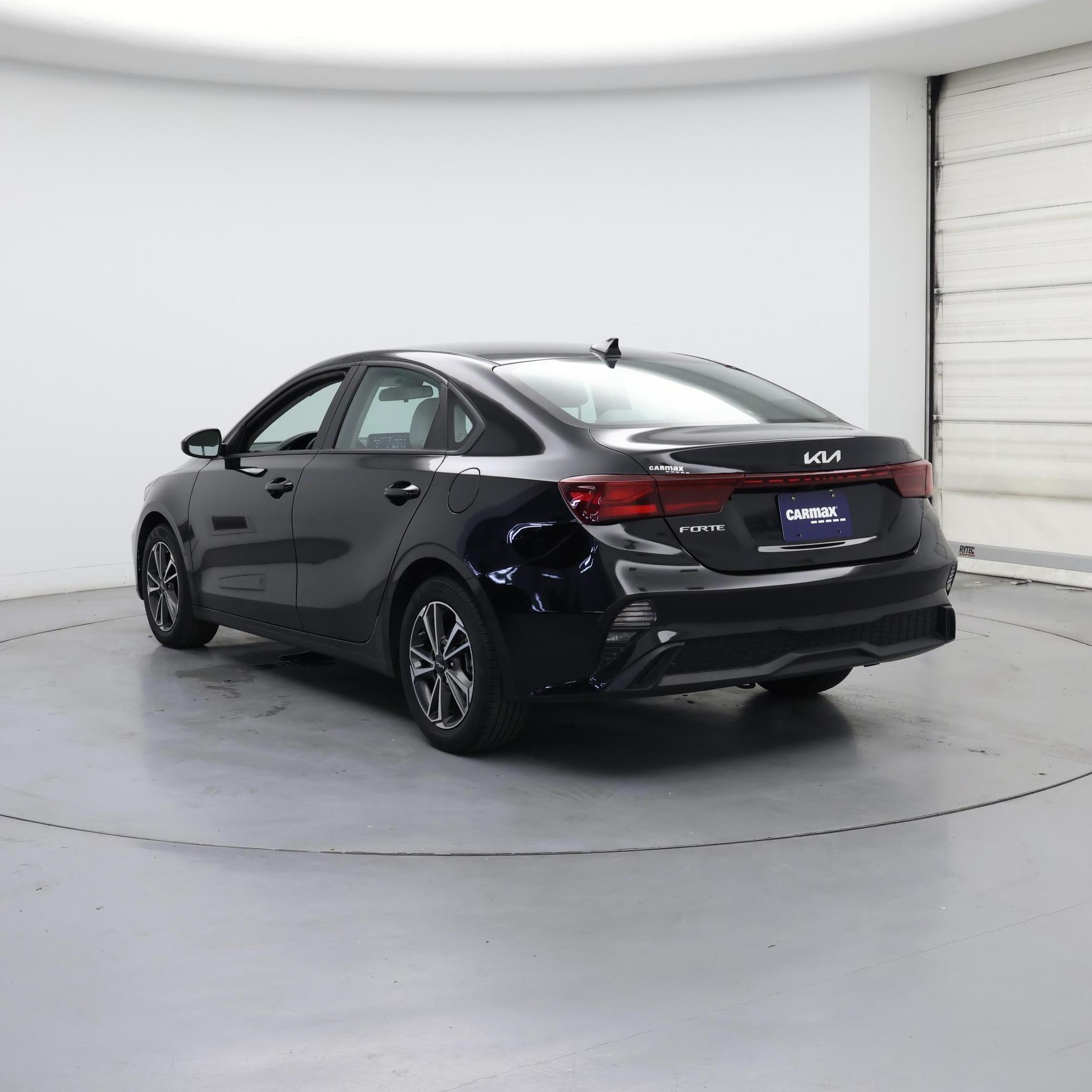 Thumbnail: 2023 Kia Forte - 2