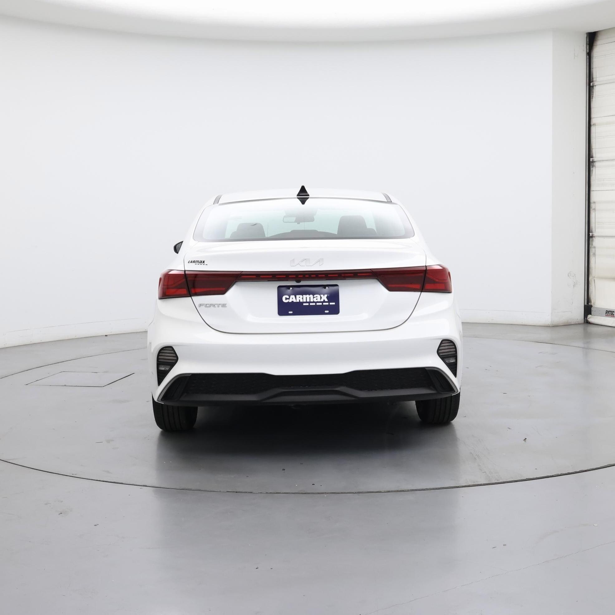Thumbnail: 2023 Kia Forte - 6