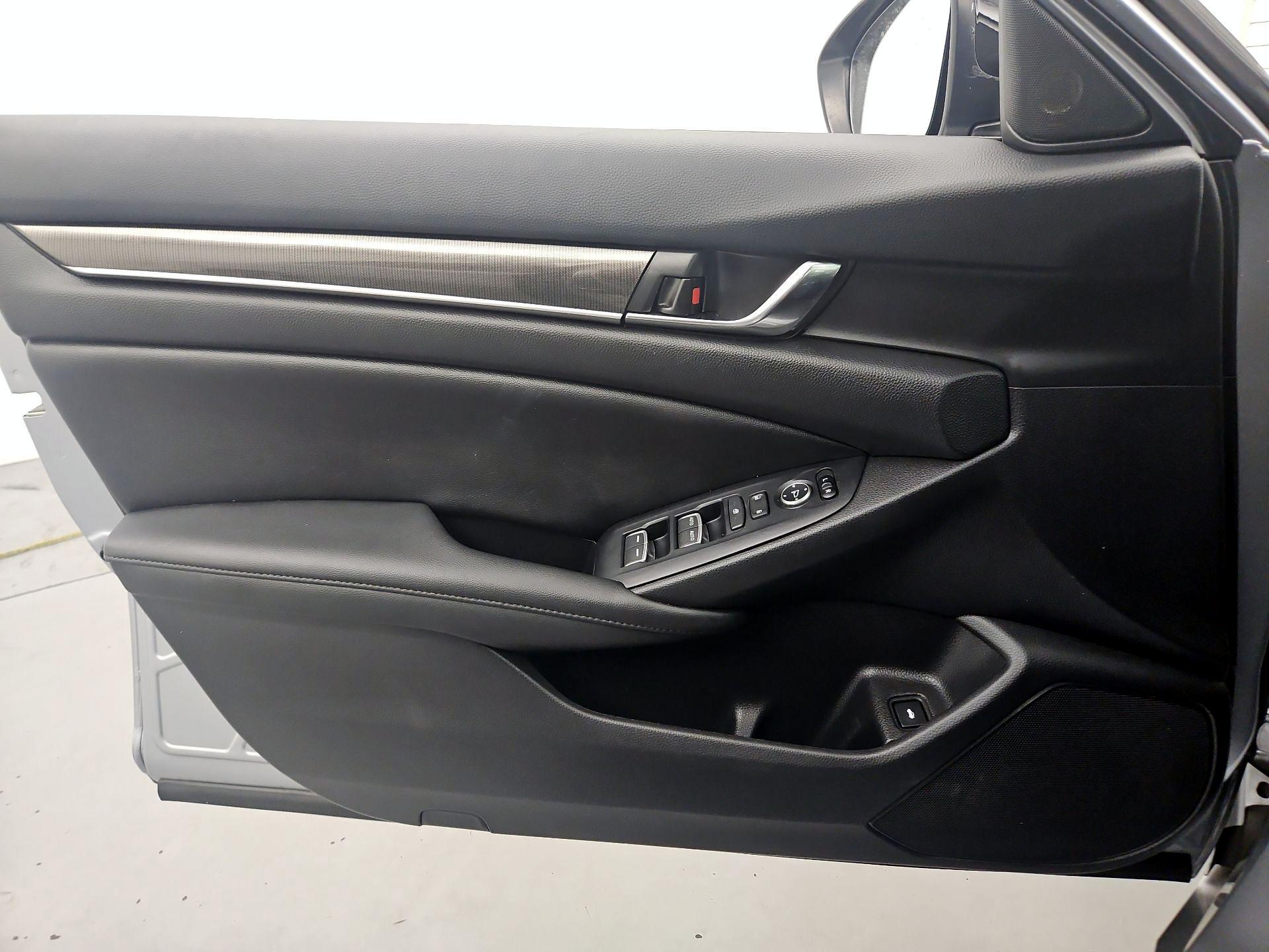 Thumbnail: 2021 Honda Accord - 12