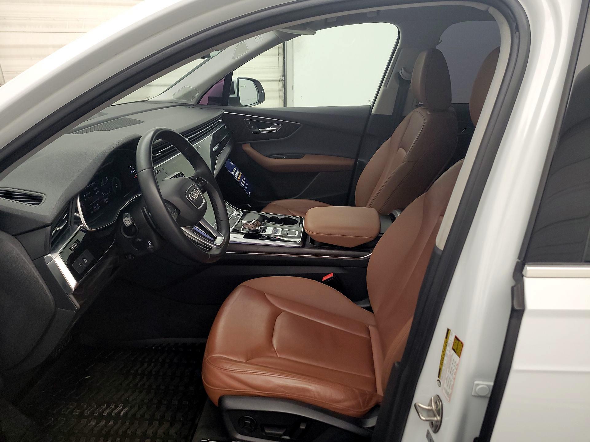 Thumbnail: 2021 Audi Q7 - 11