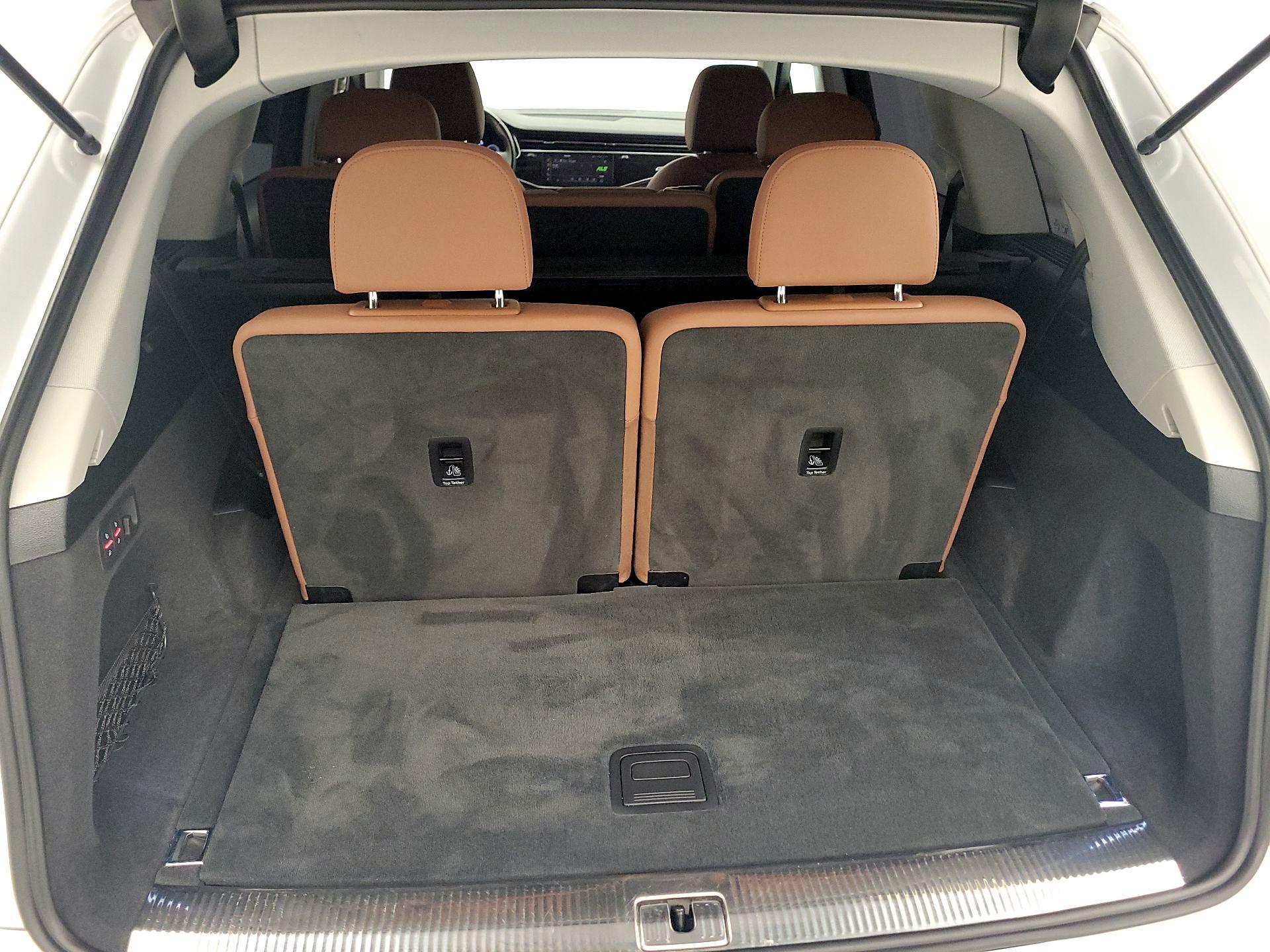 Thumbnail: 2021 Audi Q7 - 16