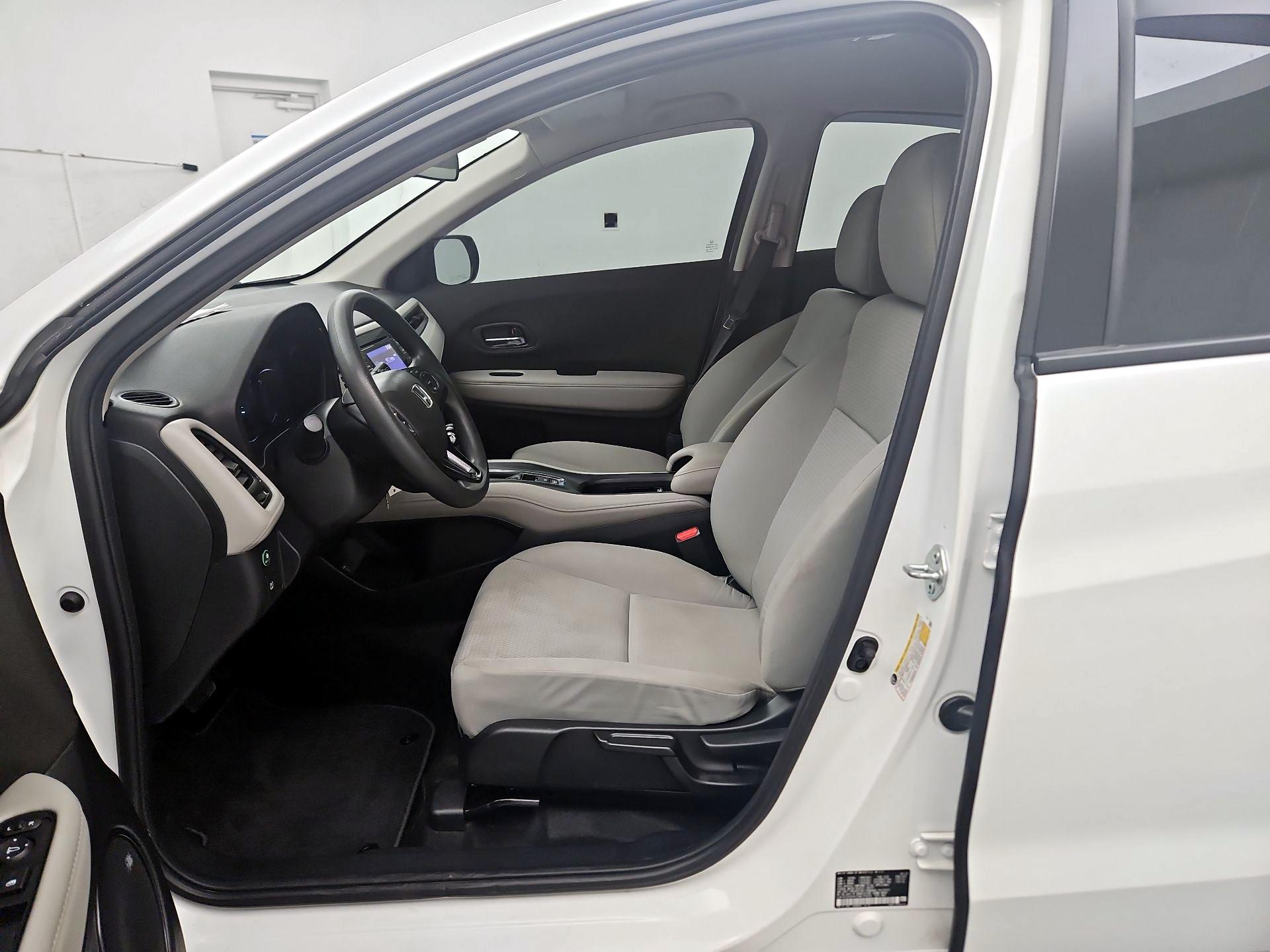 Thumbnail: 2022 Honda HR-V - 11