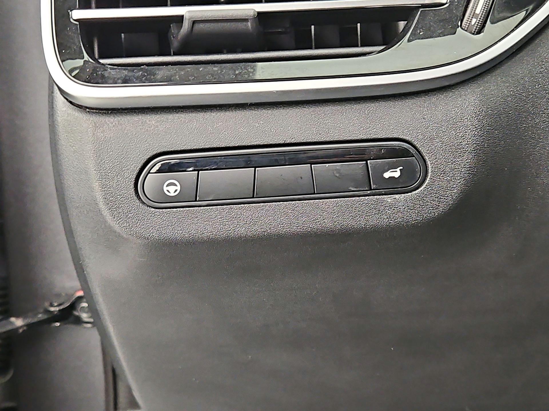 Thumbnail: 2023 INFINITI QX60 - 13