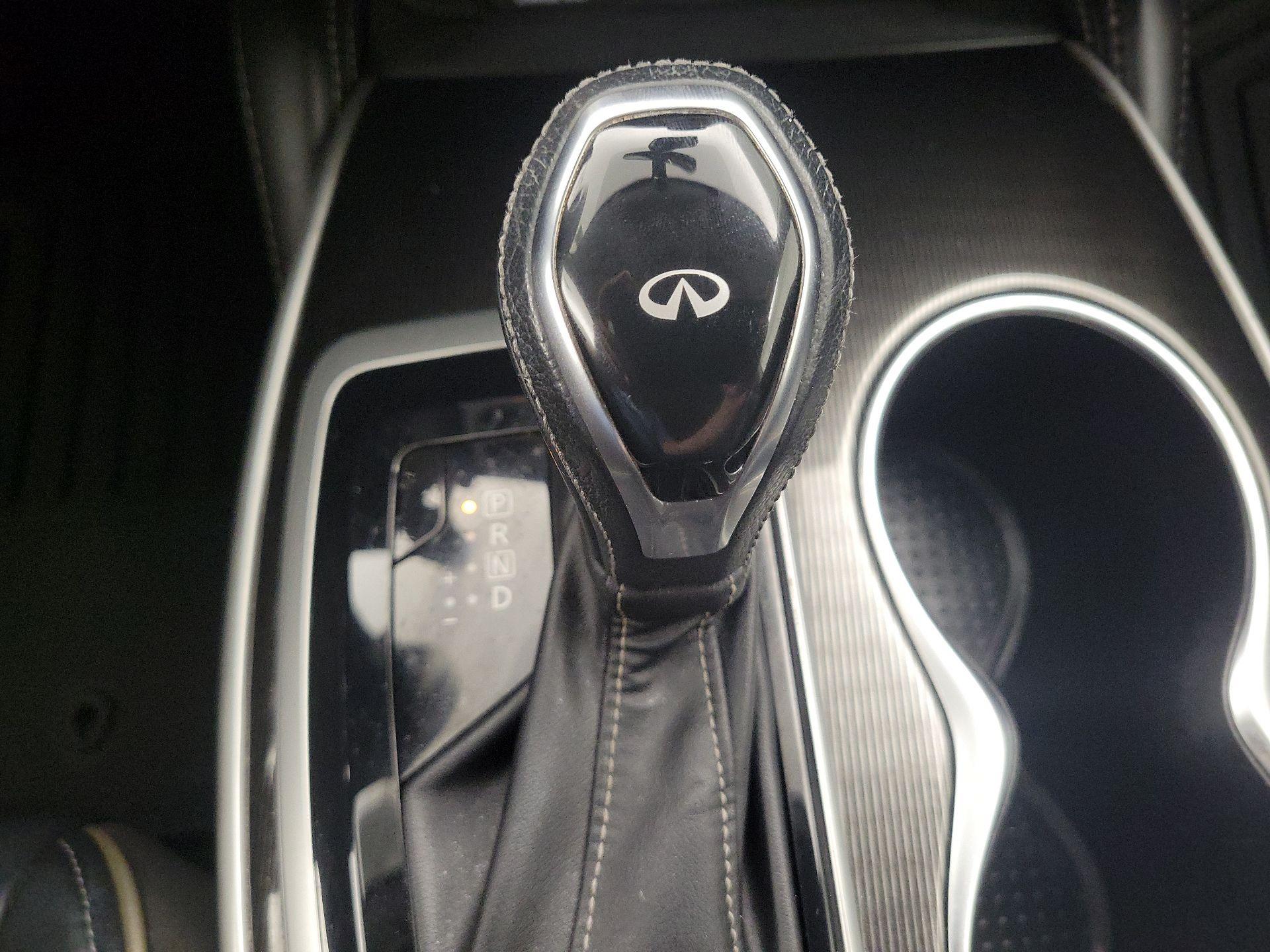 Thumbnail: 2020 INFINITI QX60 - 17