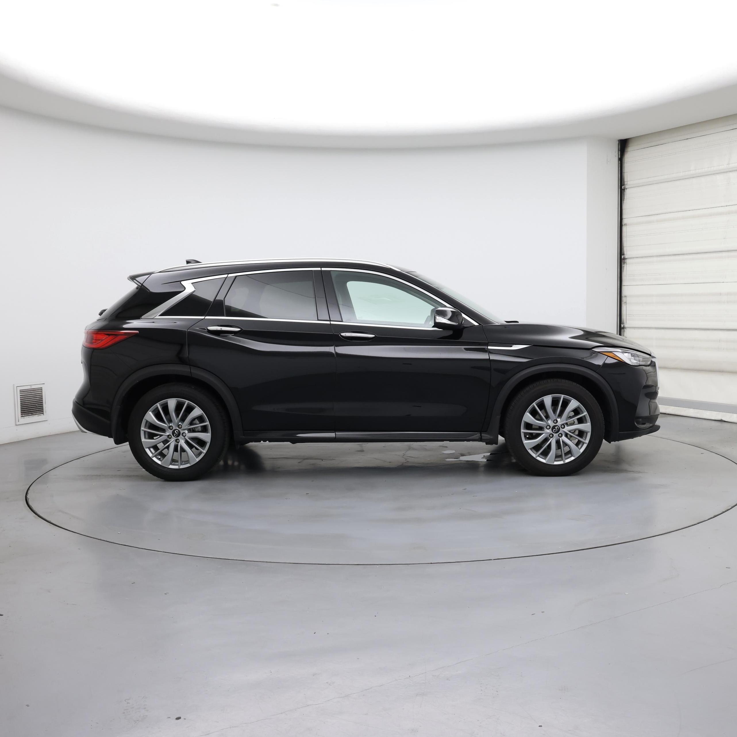 Thumbnail: 2023 INFINITI QX50 - 7