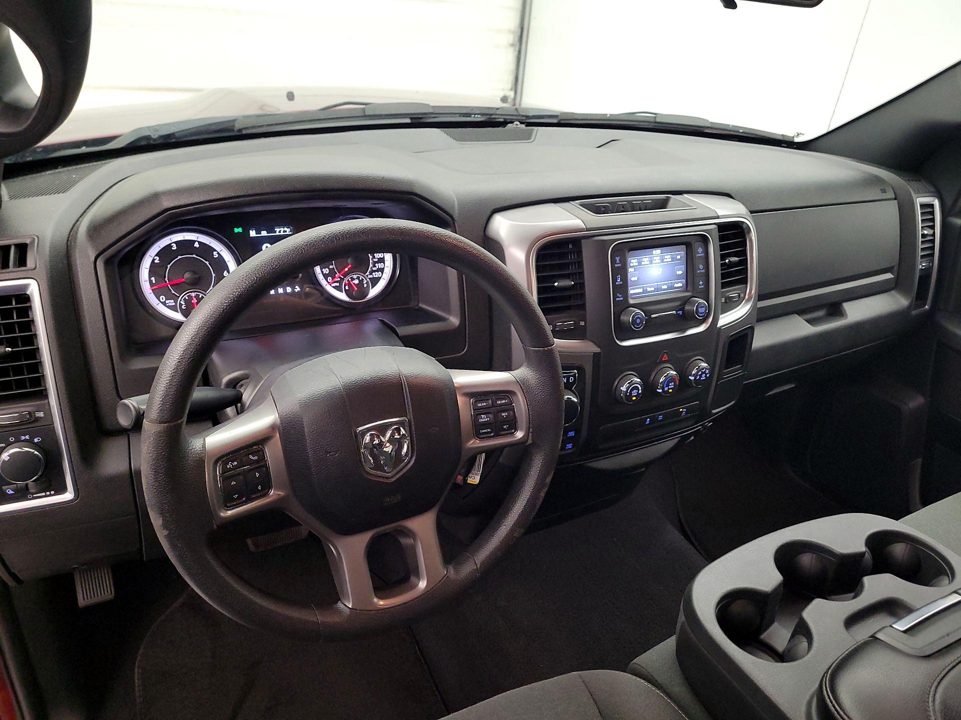 Thumbnail: 2022 RAM 1500 Classic - 9