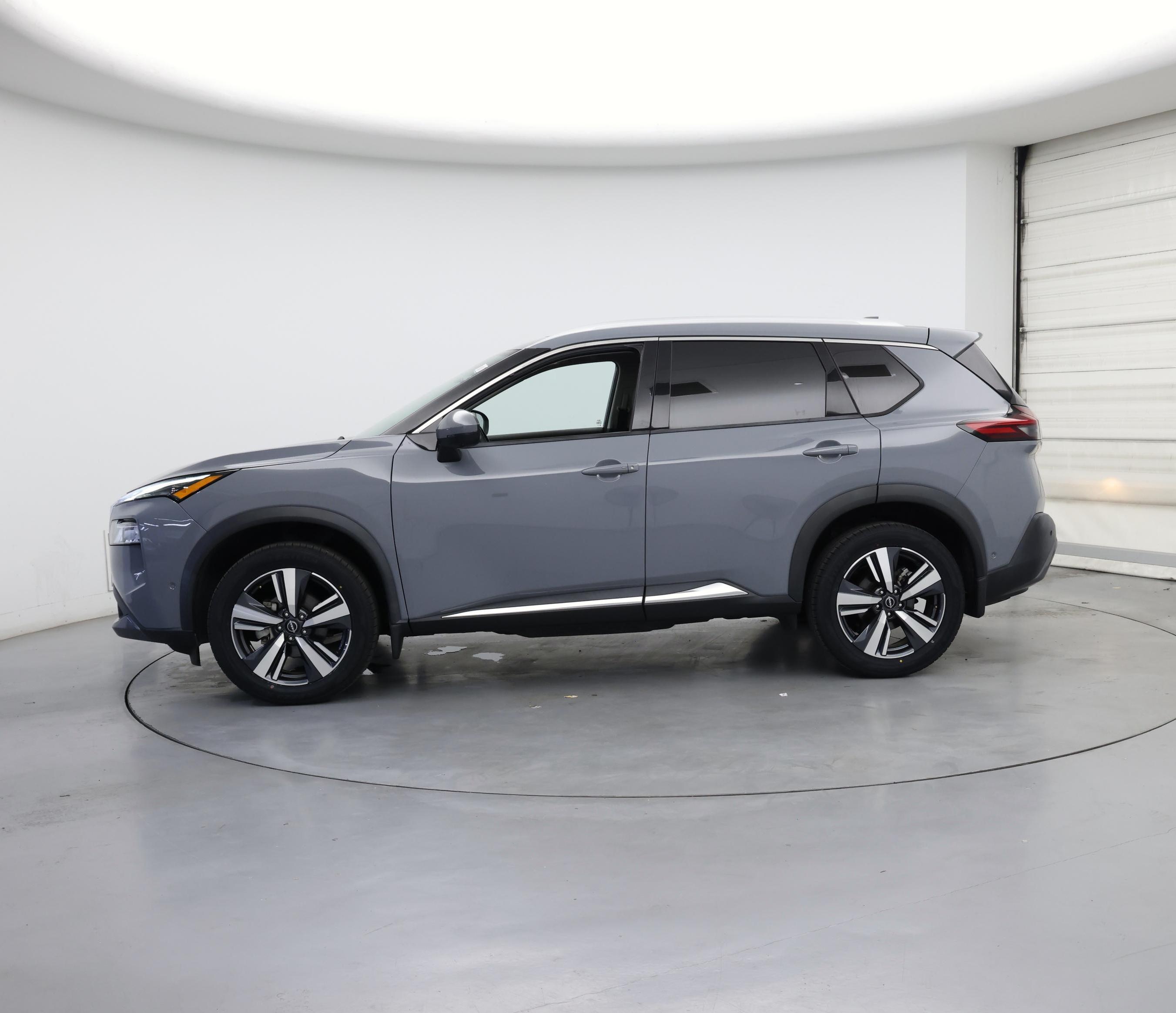 Thumbnail: 2022 Nissan Rogue - 3