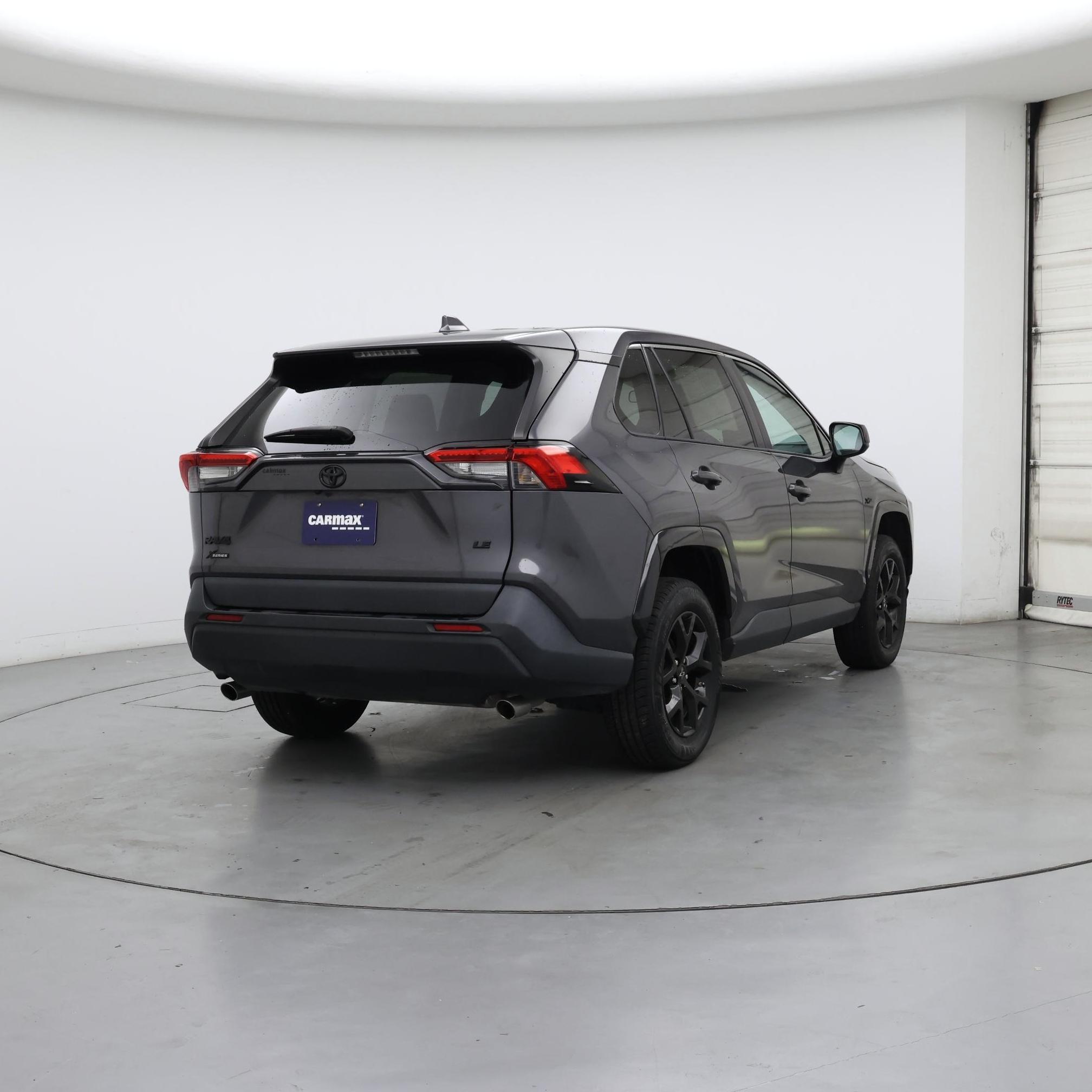Thumbnail: 2022 Toyota RAV4 - 8