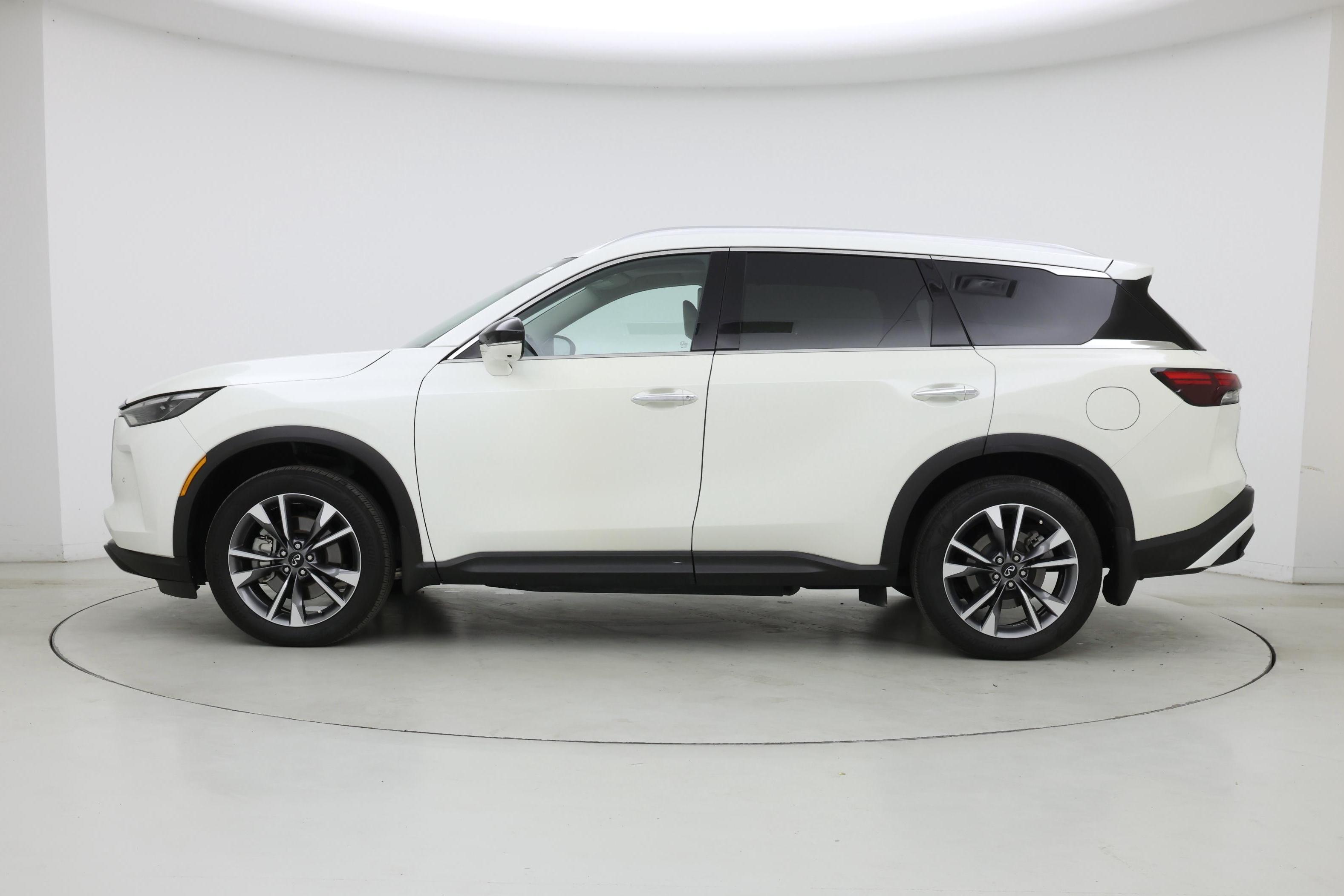 Thumbnail: 2023 INFINITI QX60 - 3