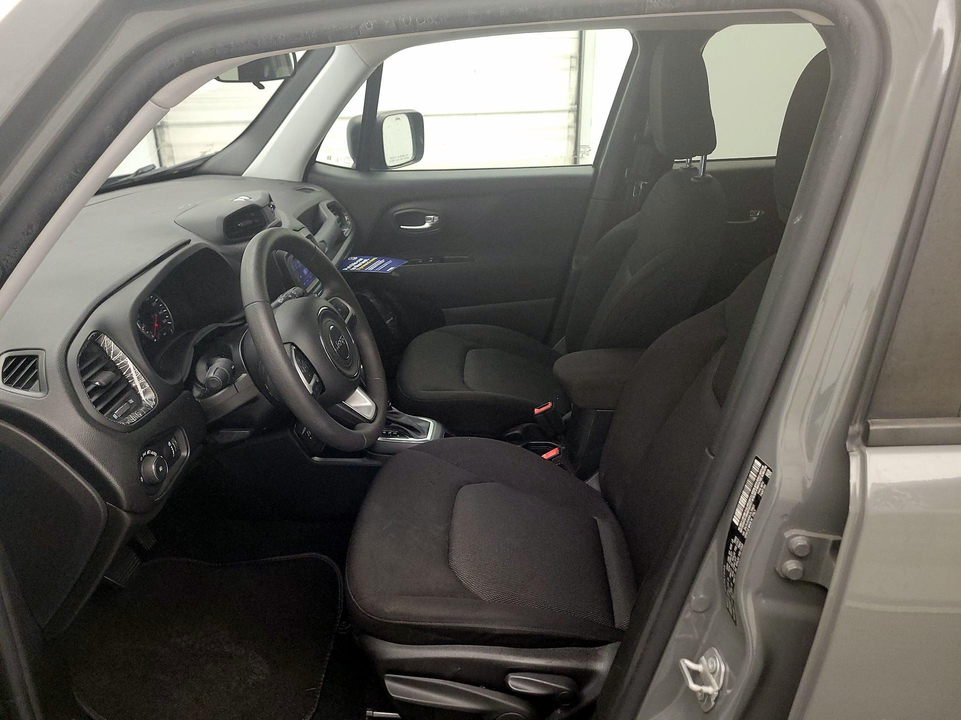 Thumbnail: 2020 Jeep Renegade - 11