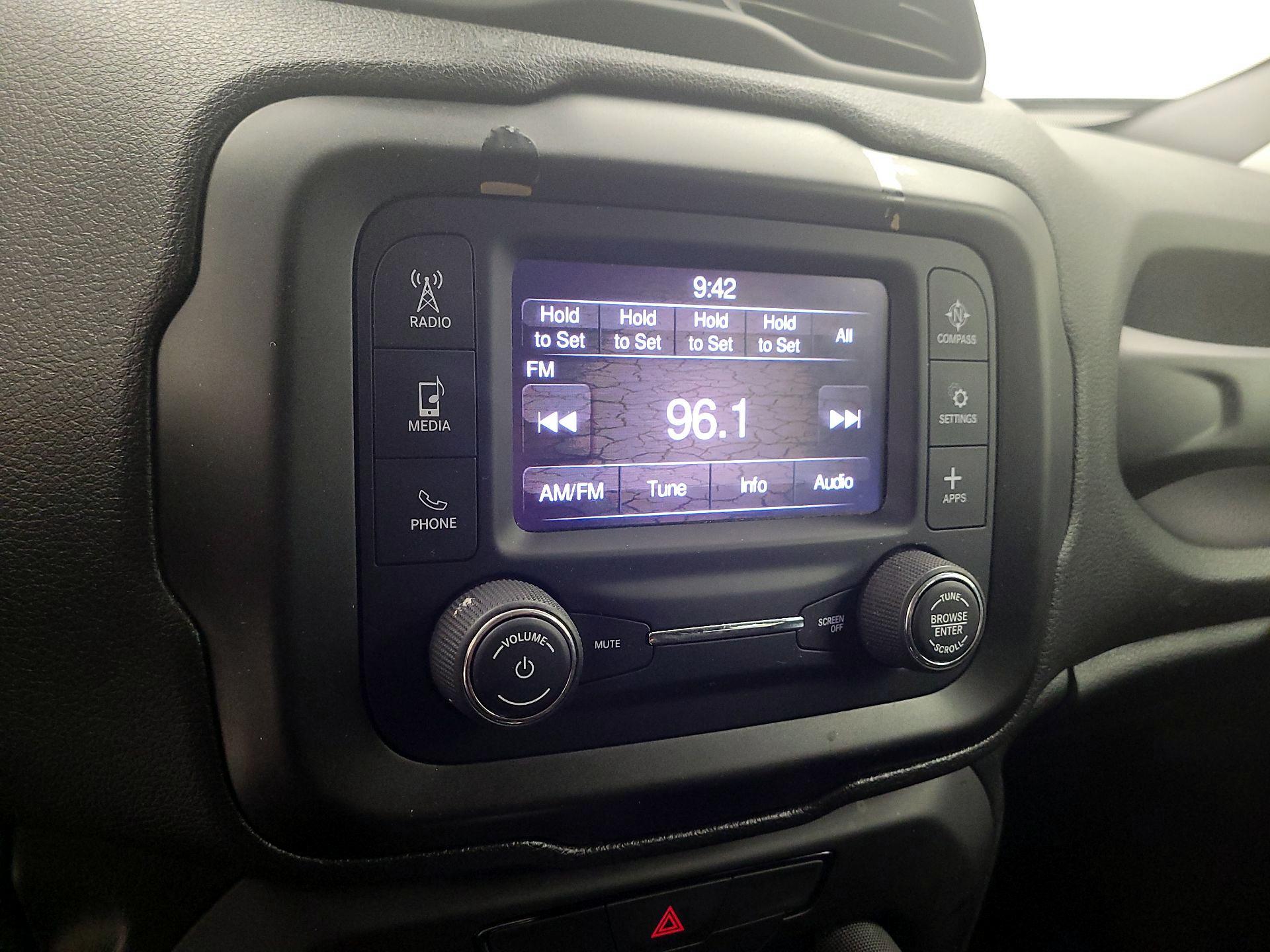 Thumbnail: 2020 Jeep Renegade - 13
