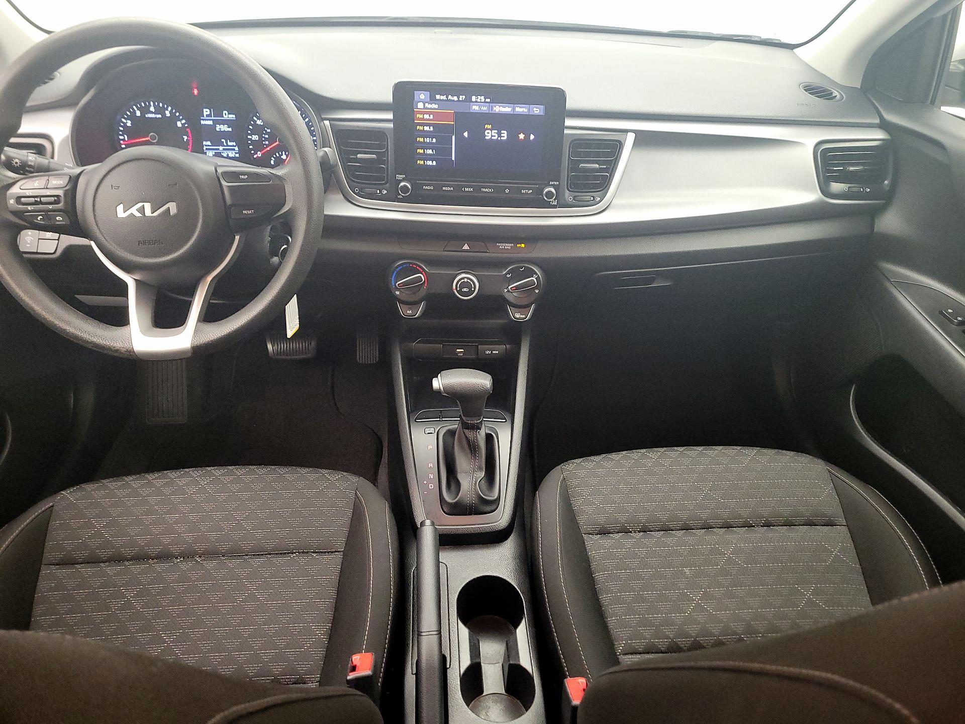 Thumbnail: 2023 Kia Rio - 9