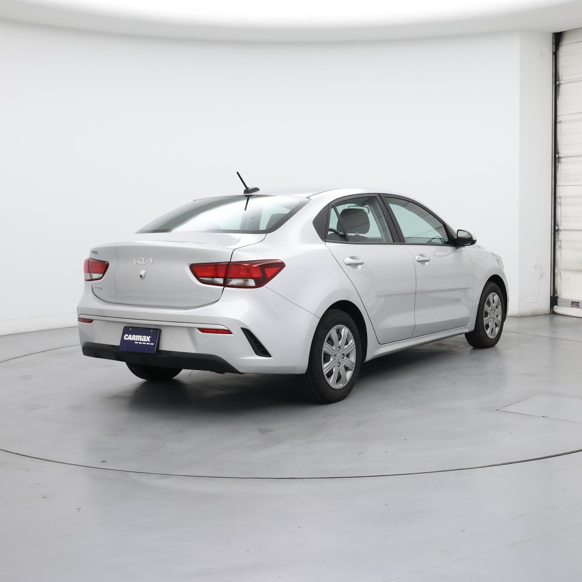 Thumbnail: 2023 Kia Rio - 8