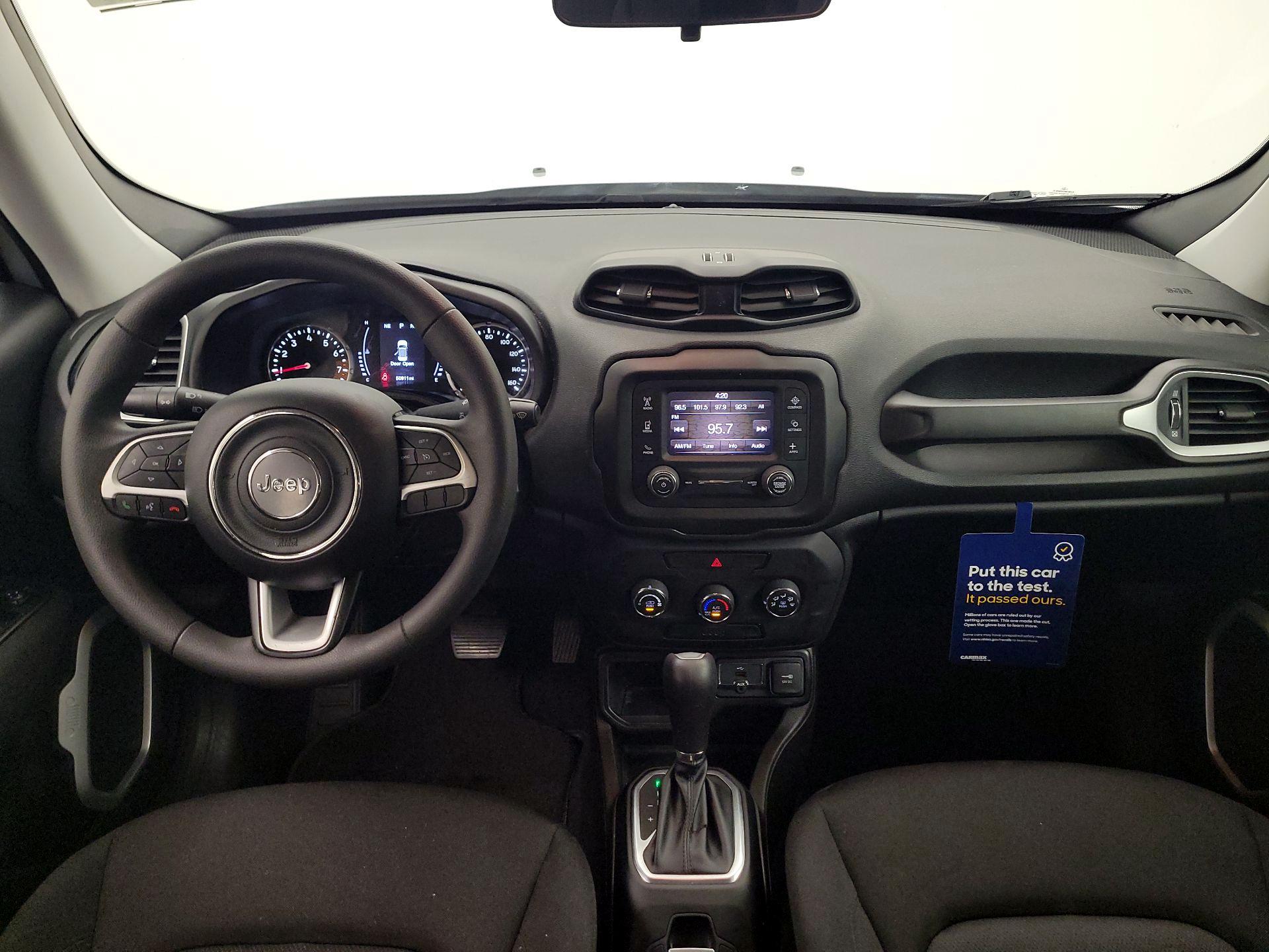 Thumbnail: 2020 Jeep Renegade - 9