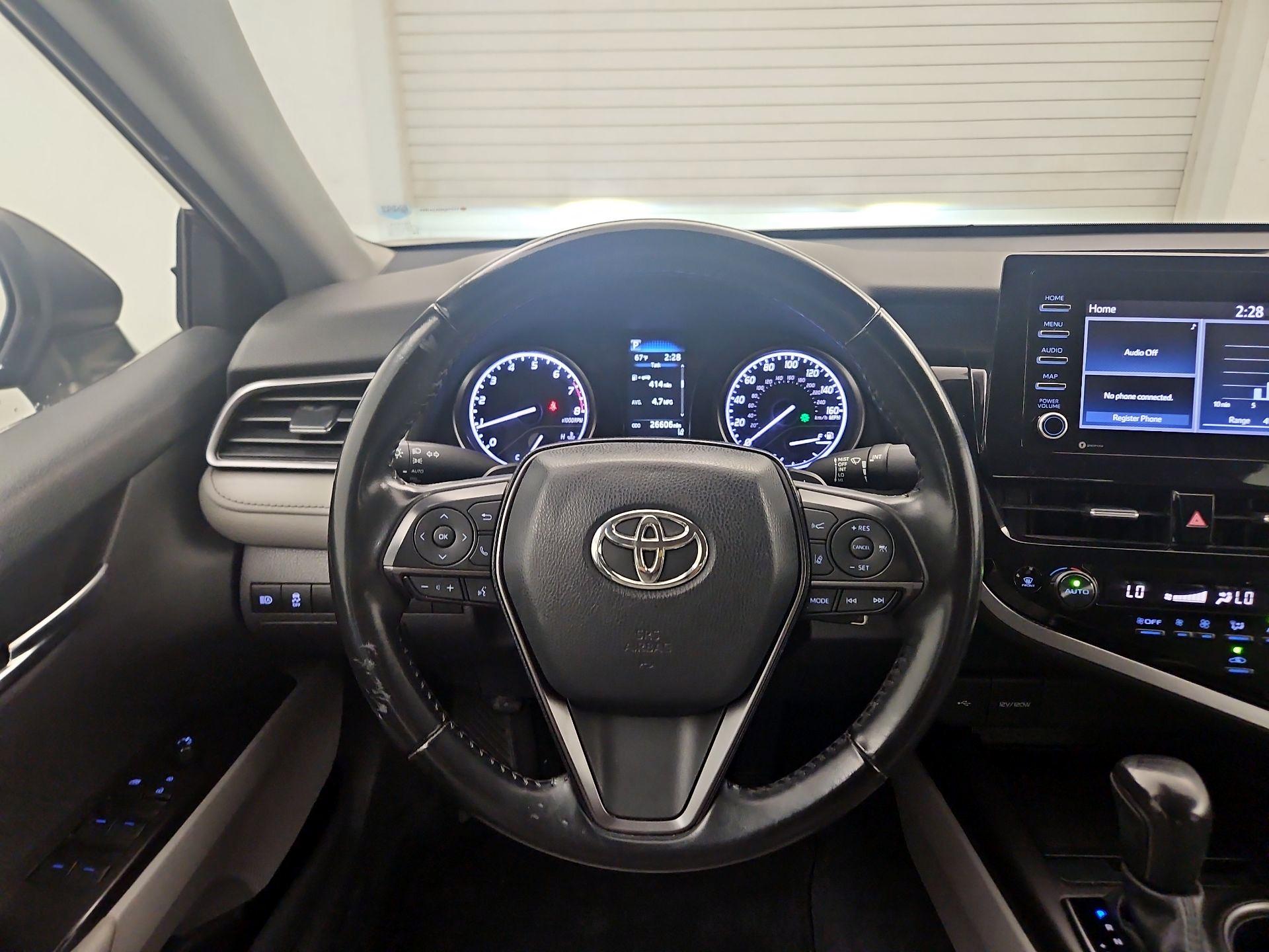 Thumbnail: 2023 Toyota Camry - 10