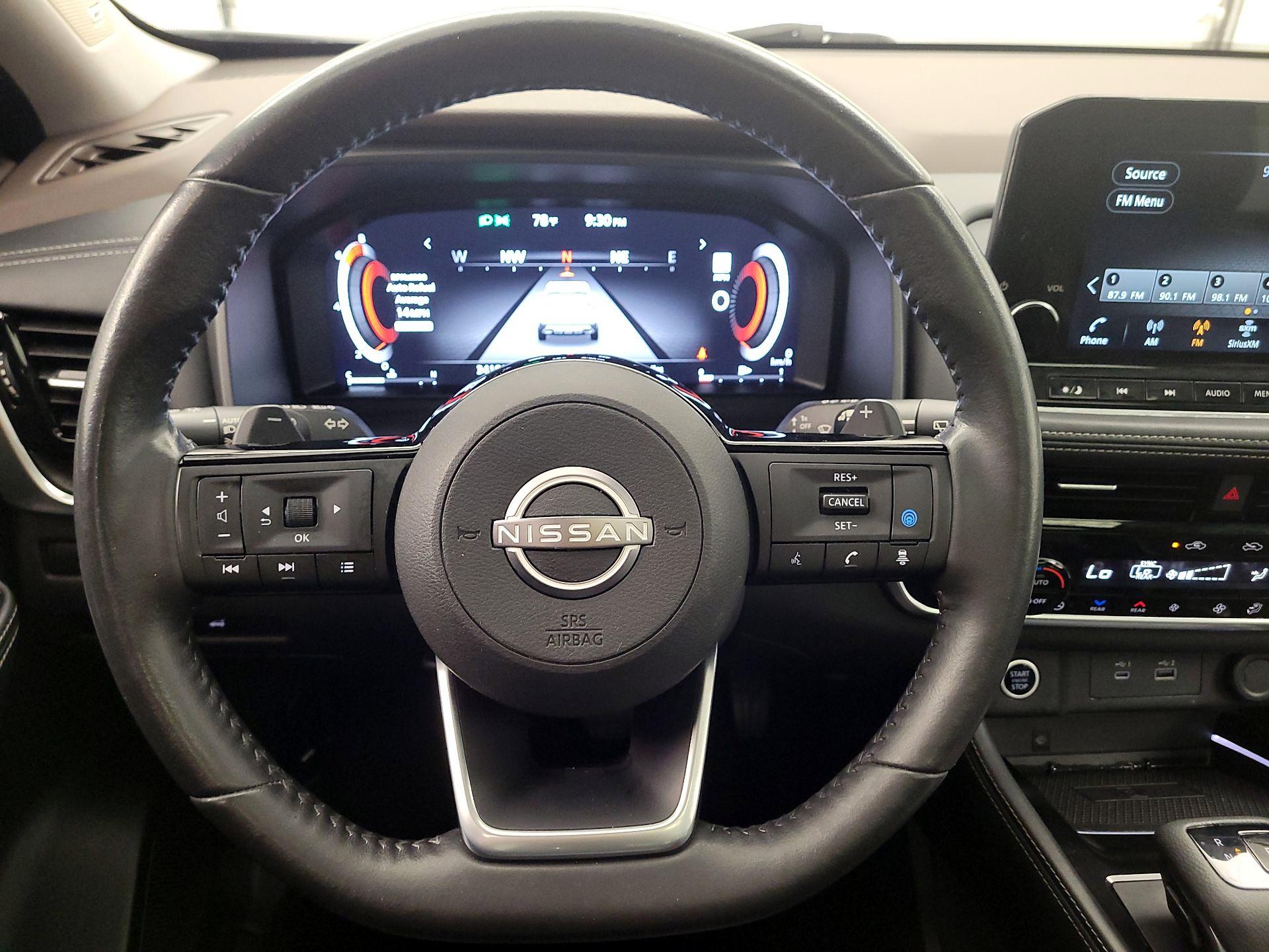 Thumbnail: 2022 Nissan Rogue - 10