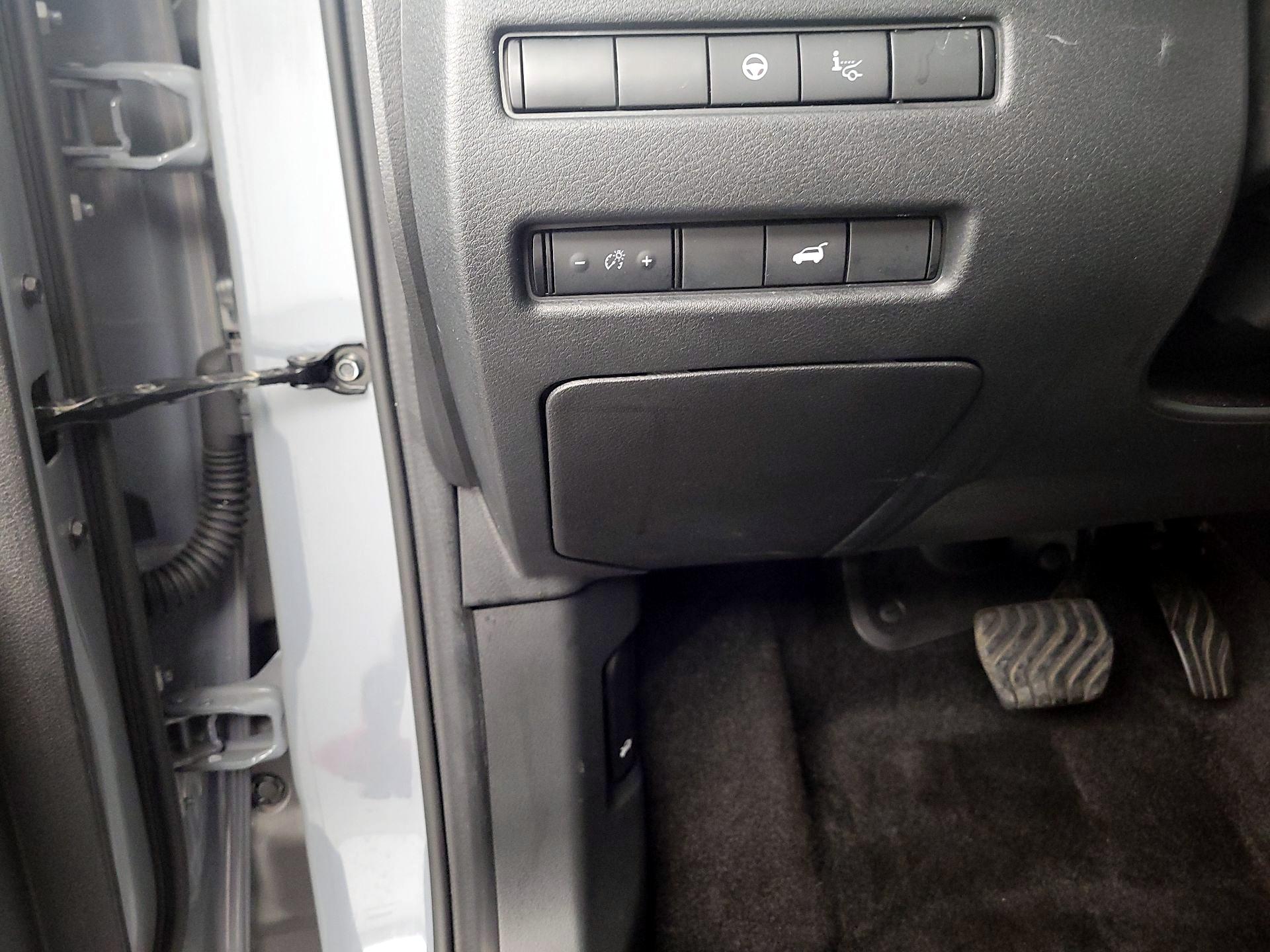 Thumbnail: 2022 Nissan Rogue - 13