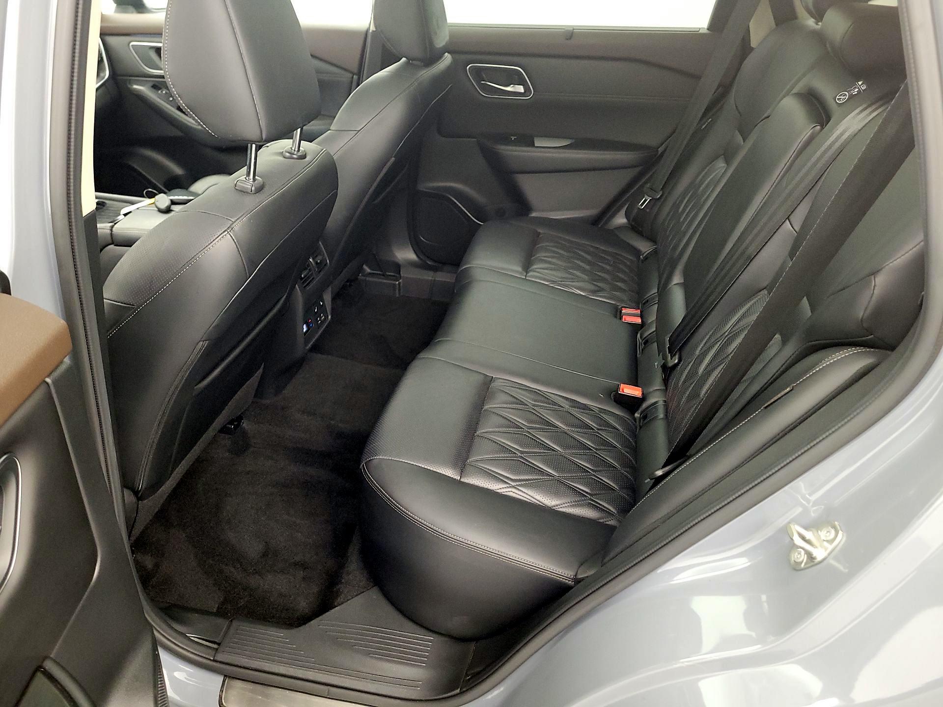 Thumbnail: 2022 Nissan Rogue - 20