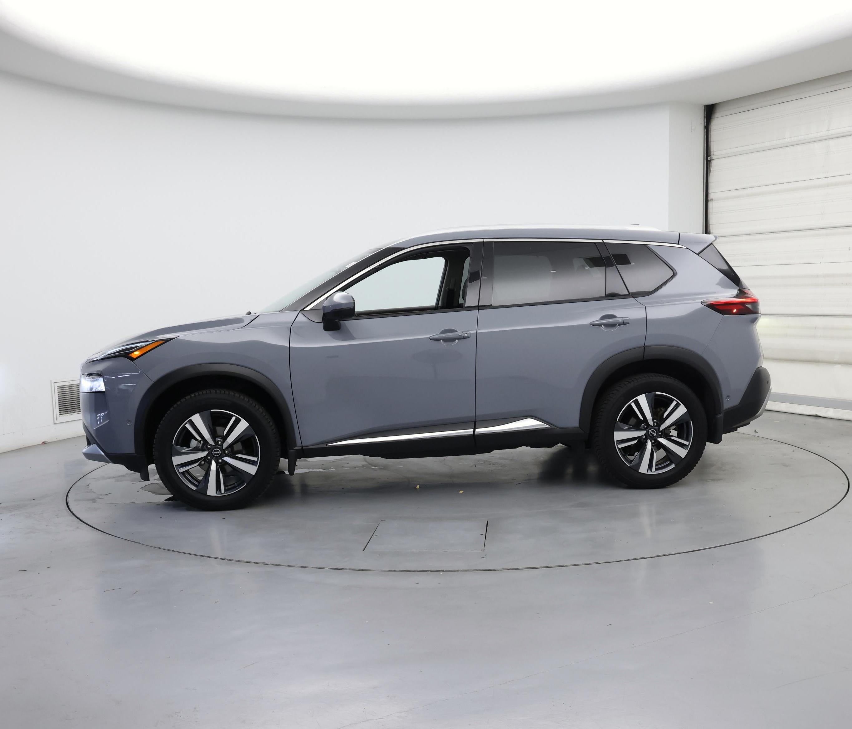 Thumbnail: 2022 Nissan Rogue - 3