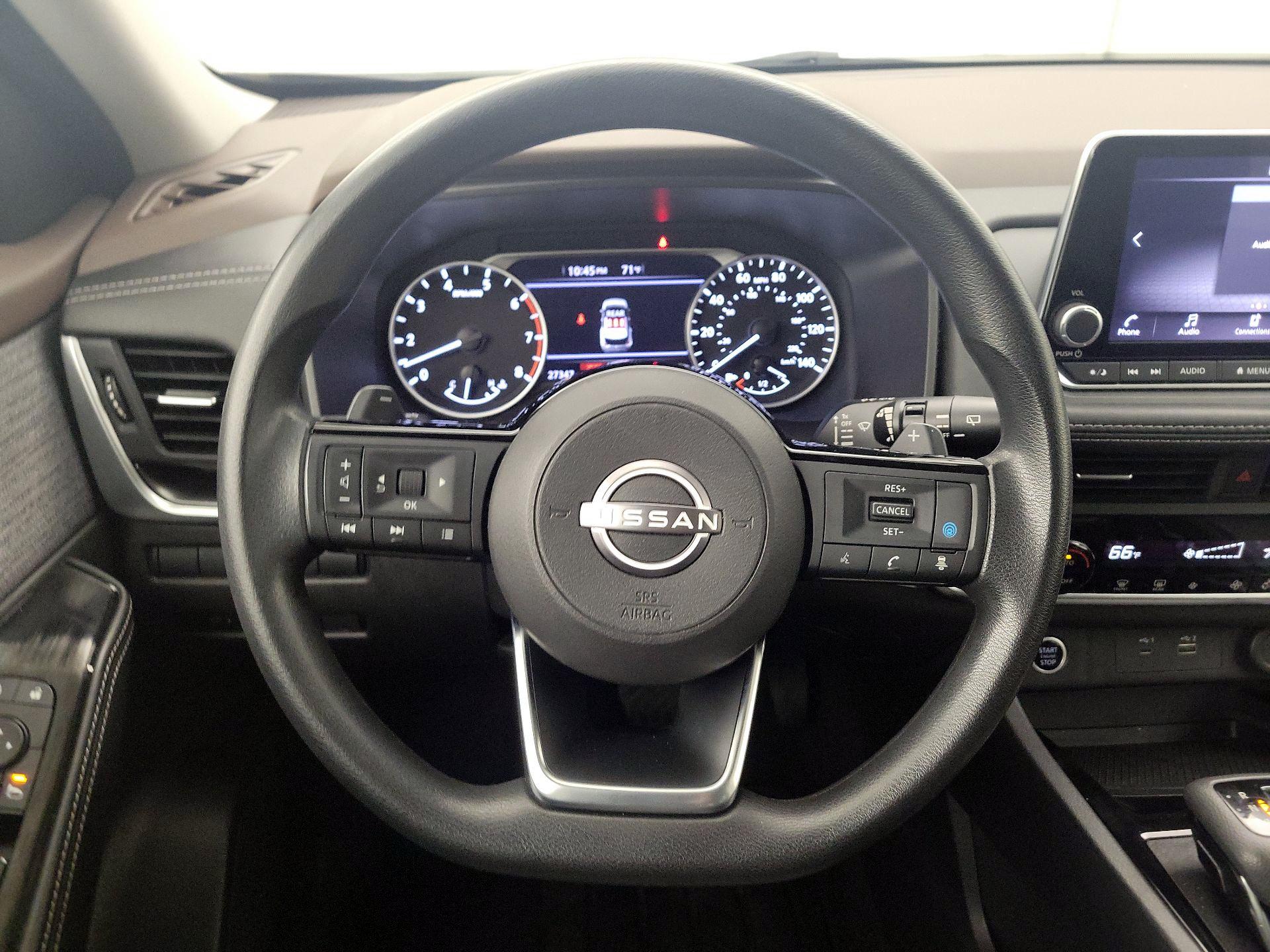 Thumbnail: 2023 Nissan Rogue - 10