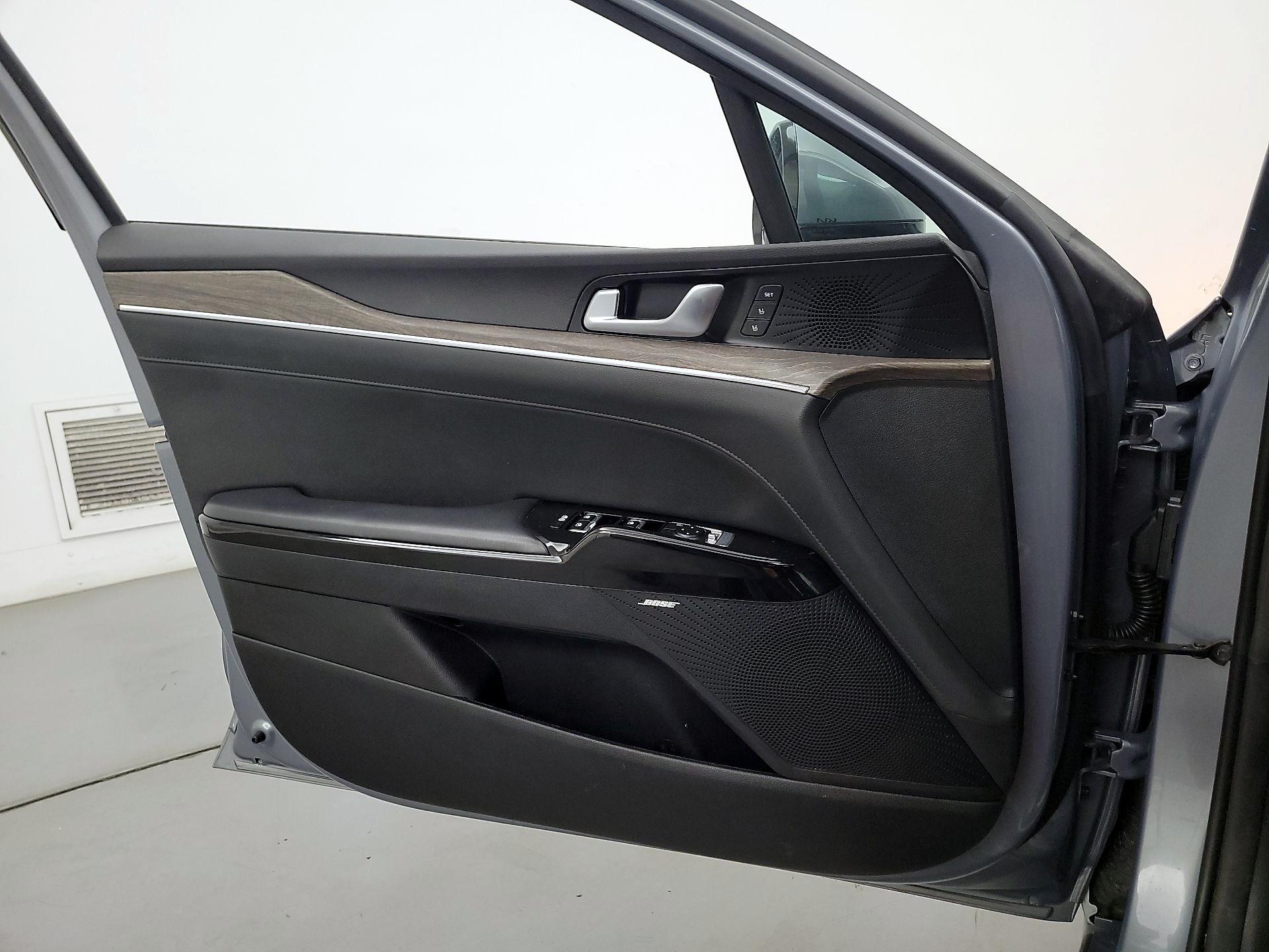 Thumbnail: 2022 Kia K5 - 12