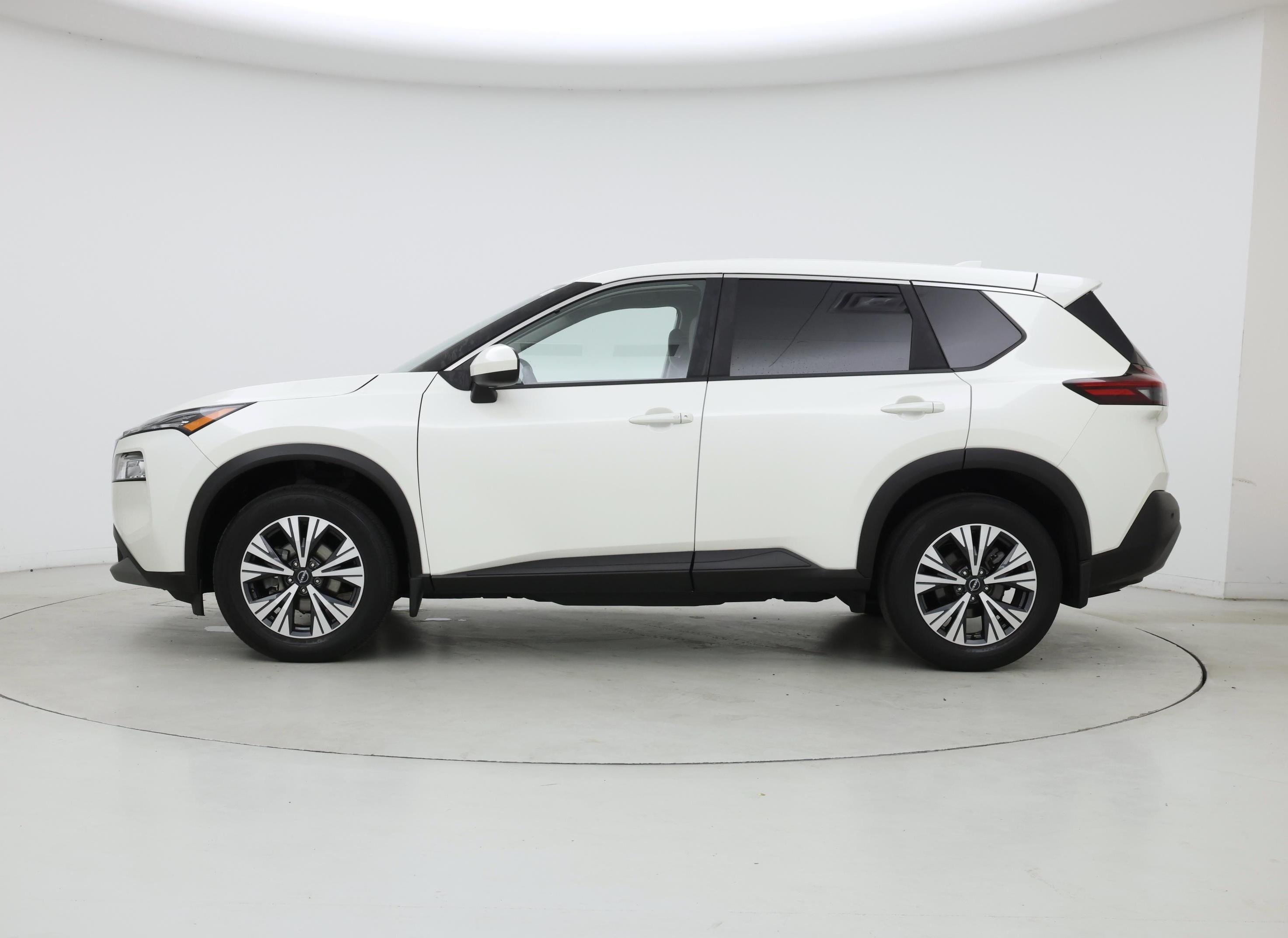 Thumbnail: 2023 Nissan Rogue - 3