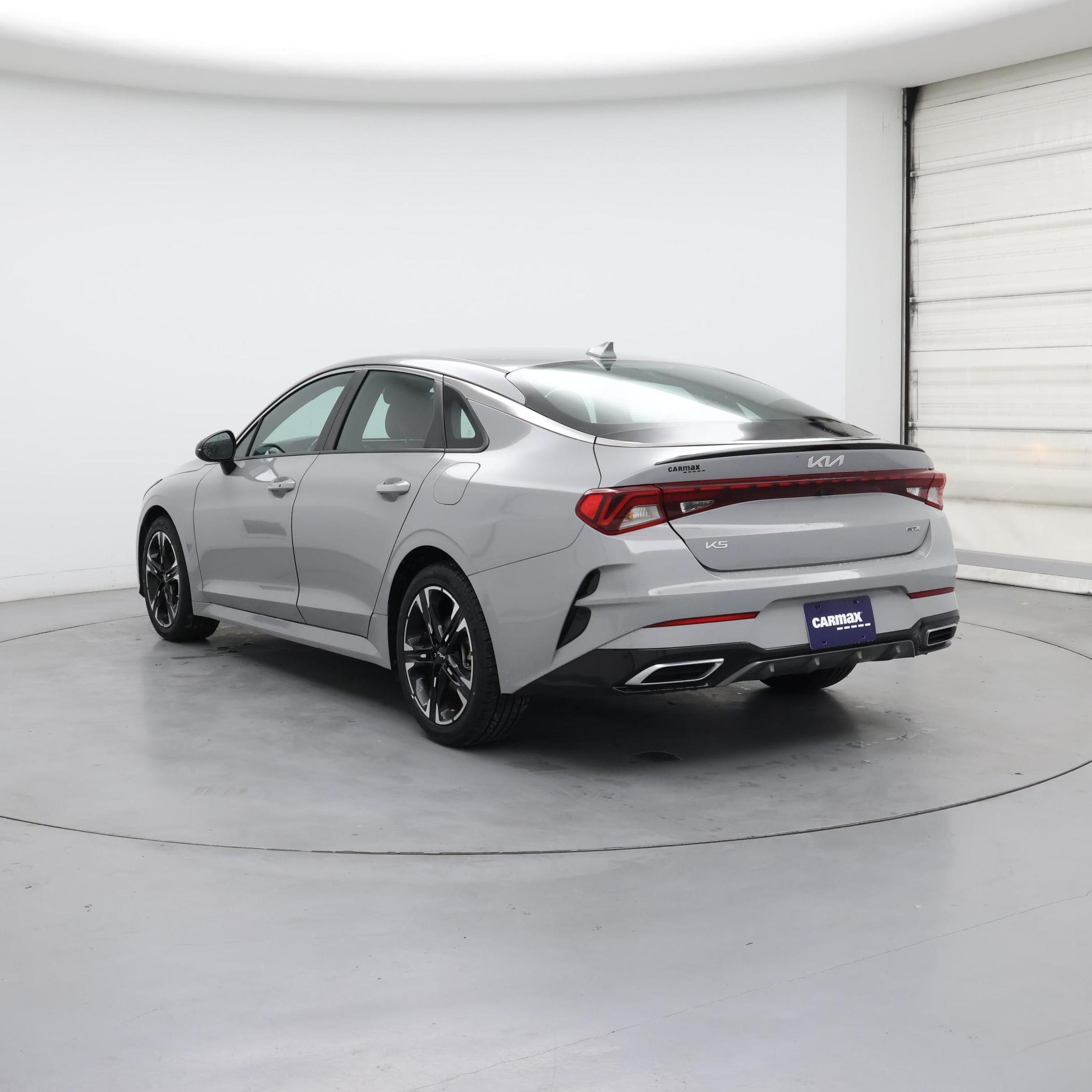 Thumbnail: 2023 Kia K5 - 2