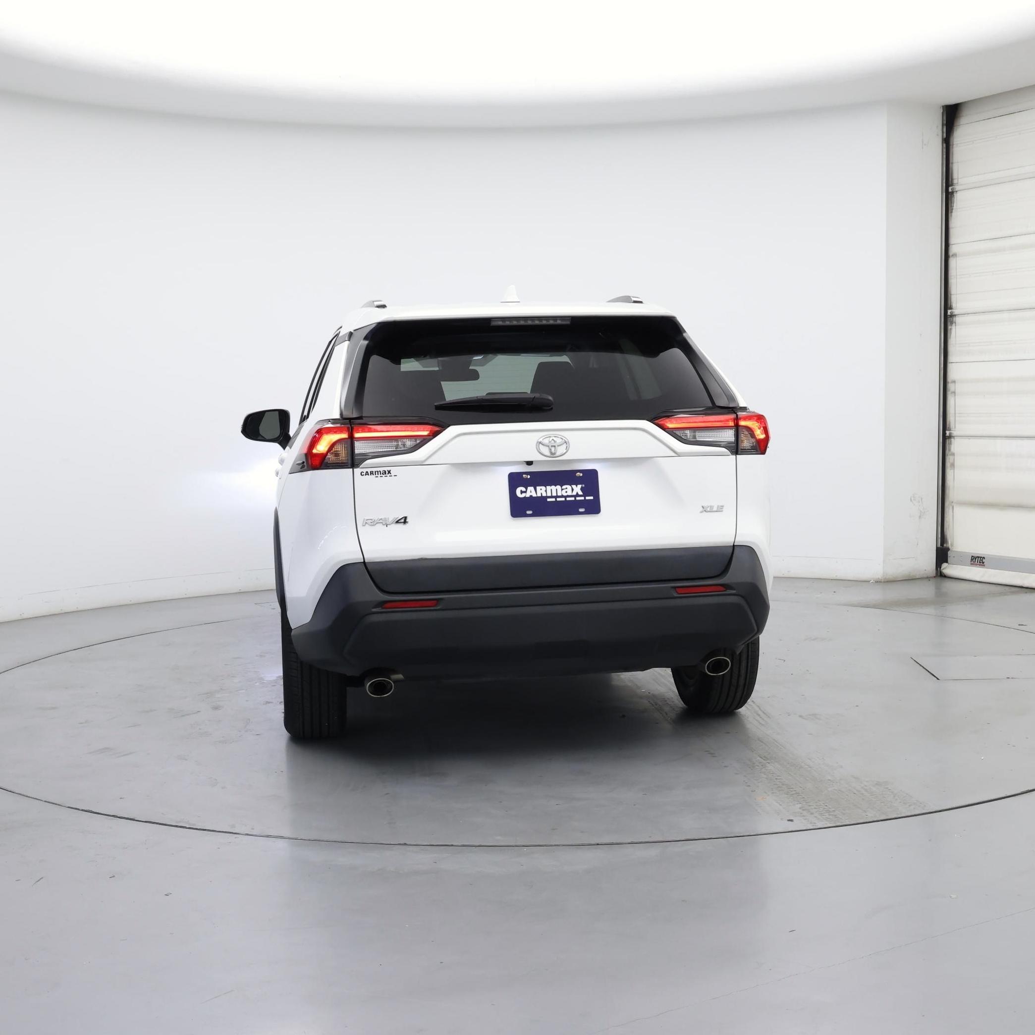 Thumbnail: 2023 Toyota RAV4 - 6
