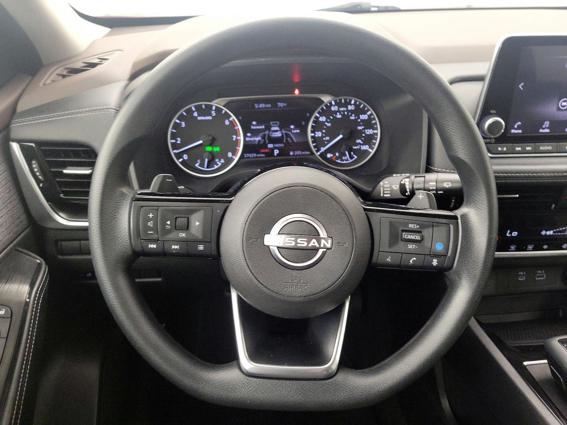 Thumbnail: 2022 Nissan Rogue - 10