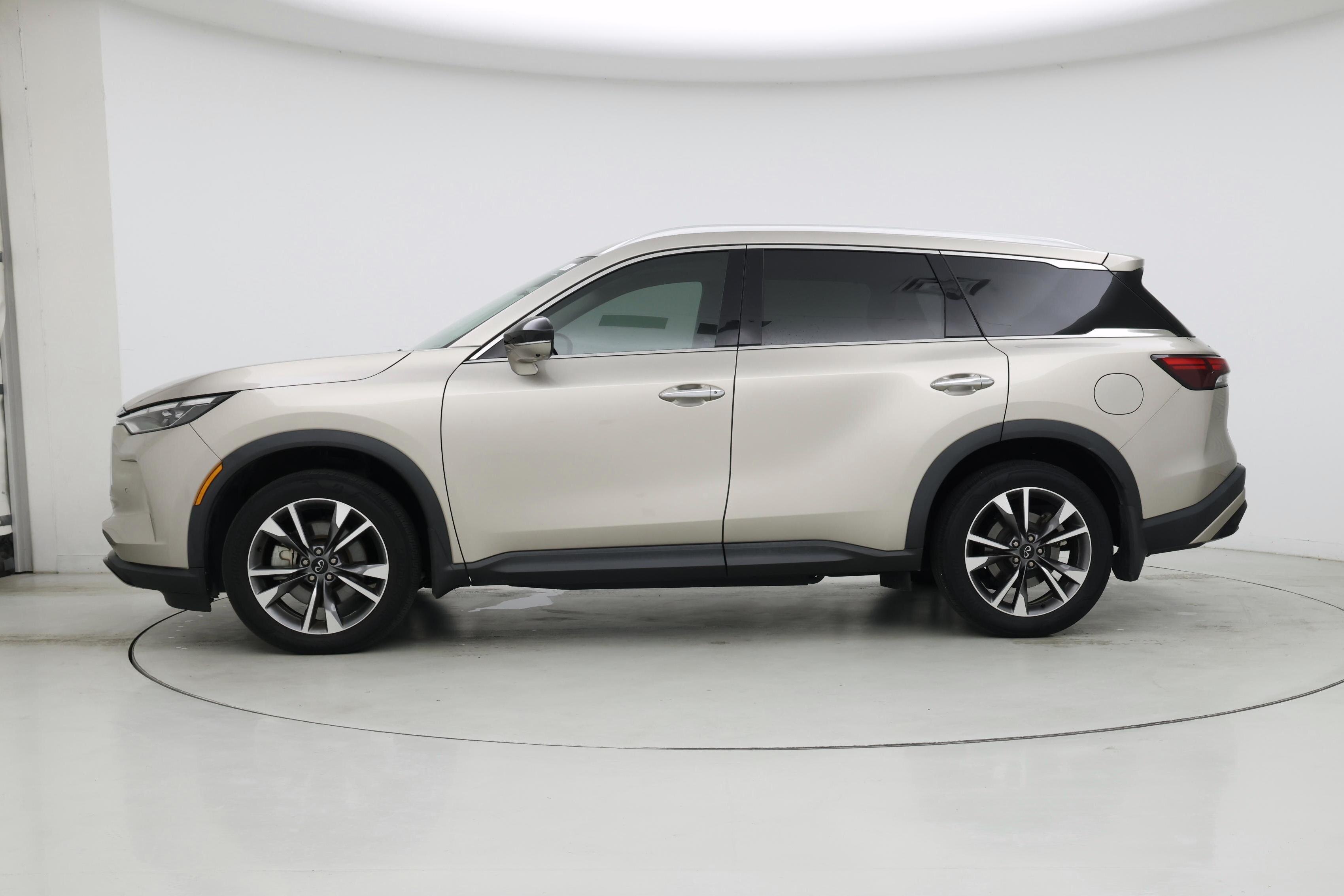 Thumbnail: 2023 INFINITI QX60 - 3