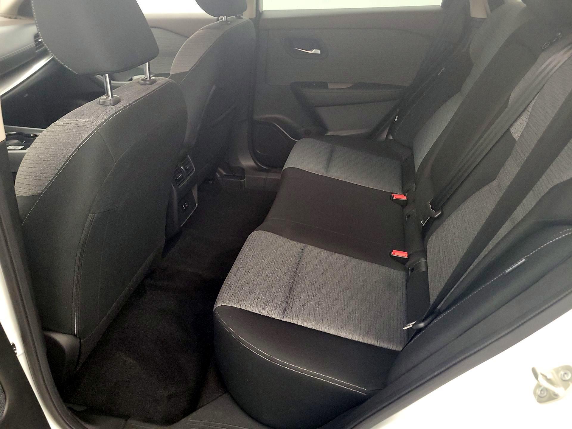 Thumbnail: 2023 Nissan Rogue - 19