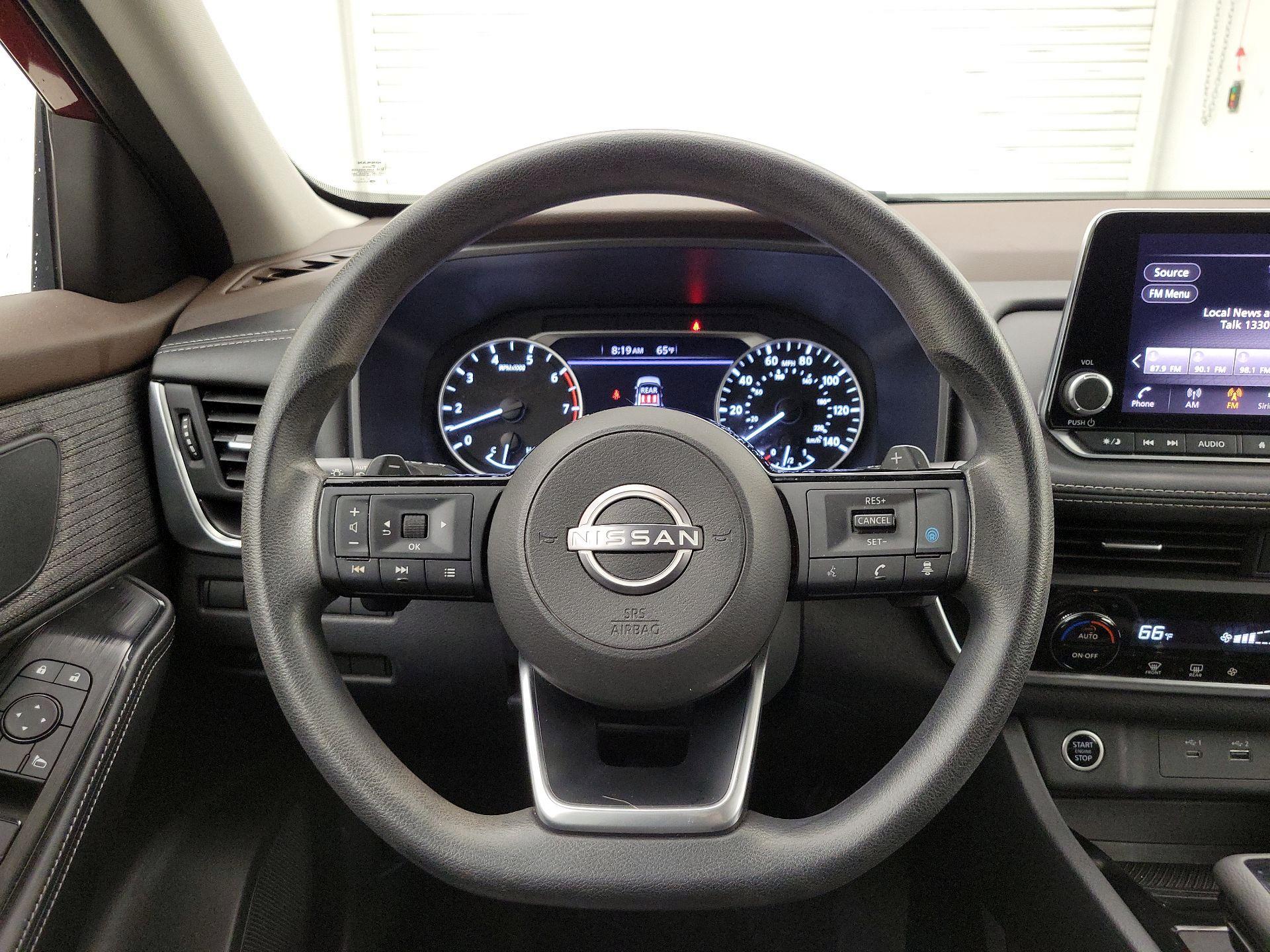 Thumbnail: 2023 Nissan Rogue - 10