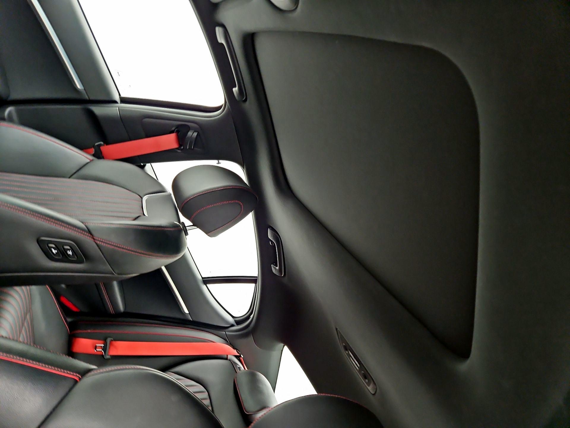 Thumbnail: 2023 Genesis G70 - 19