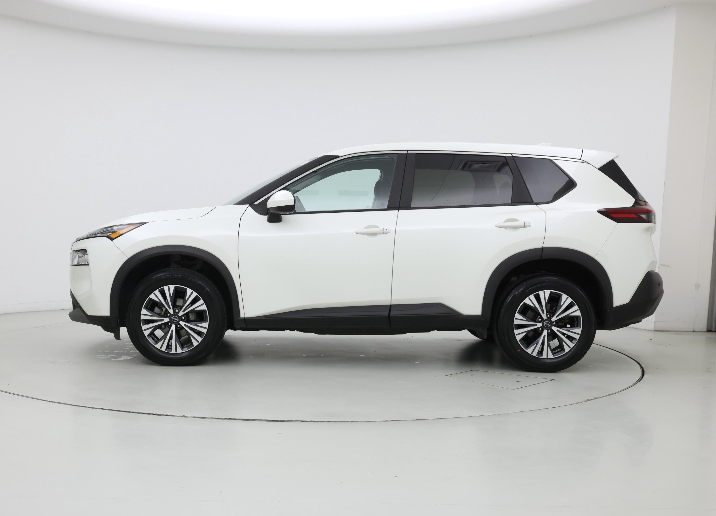 Thumbnail: 2023 Nissan Rogue - 3