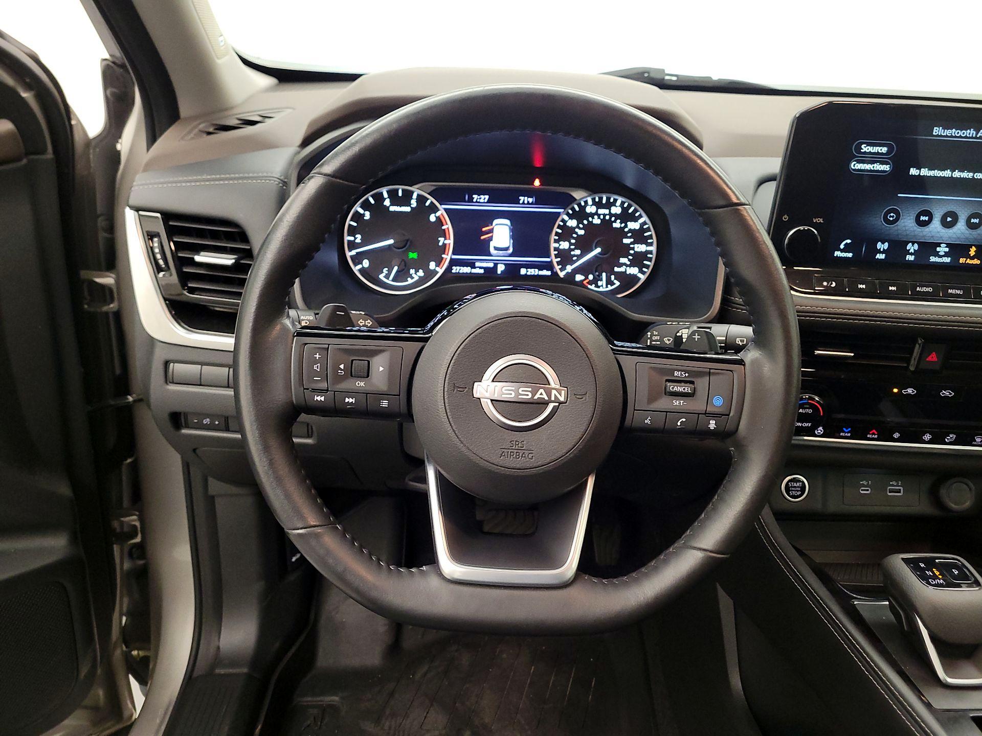 Thumbnail: 2022 Nissan Rogue - 10
