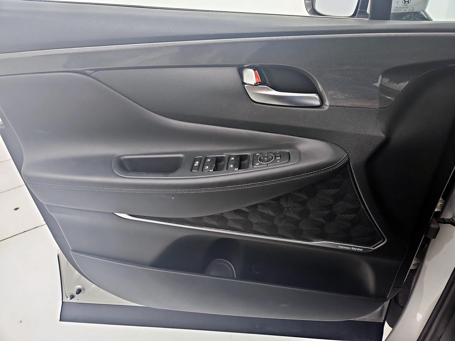Thumbnail: 2022 Hyundai Santa Fe - 12