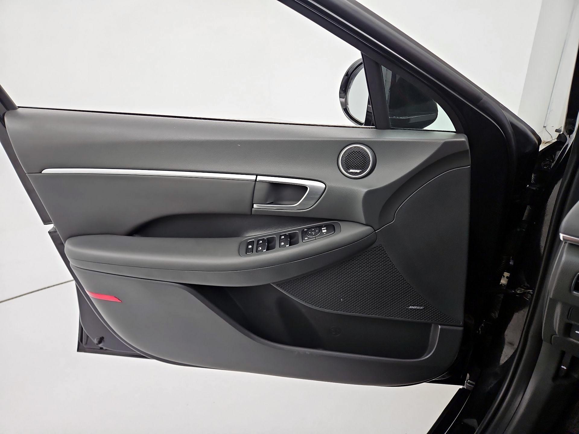 Thumbnail: 2022 Hyundai Sonata - 12