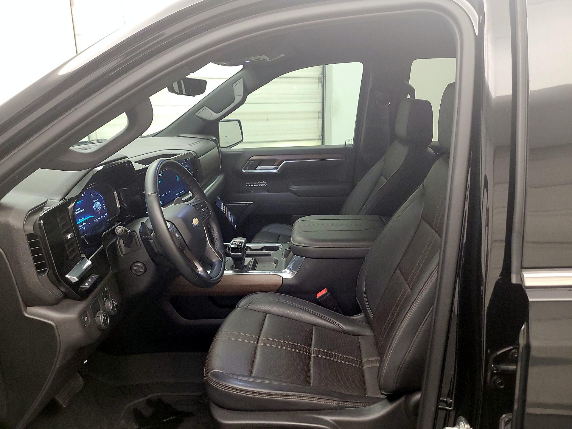 Thumbnail: 2023 Chevrolet Silverado 1500 - 11