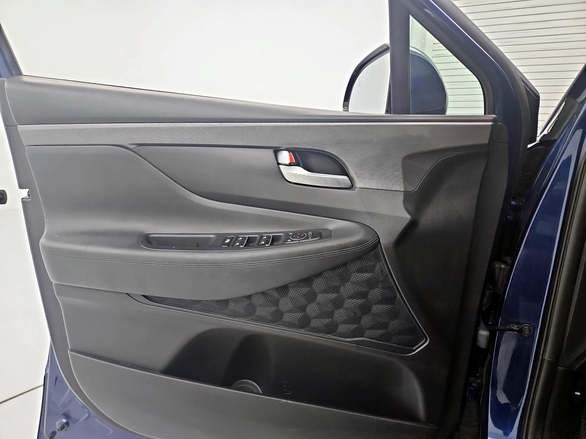 Thumbnail: 2023 Hyundai Santa Fe - 12
