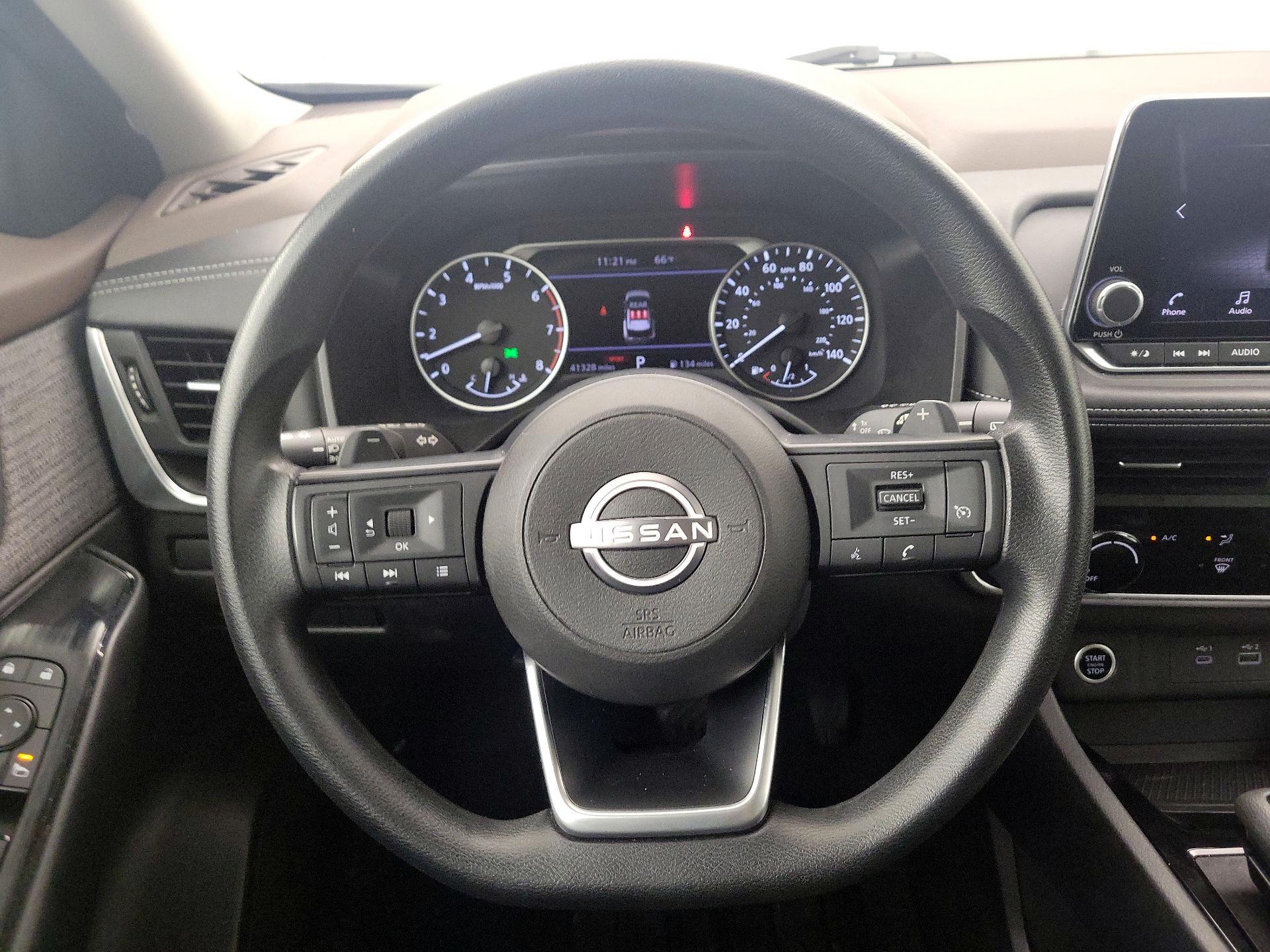 Thumbnail: 2023 Nissan Rogue - 10