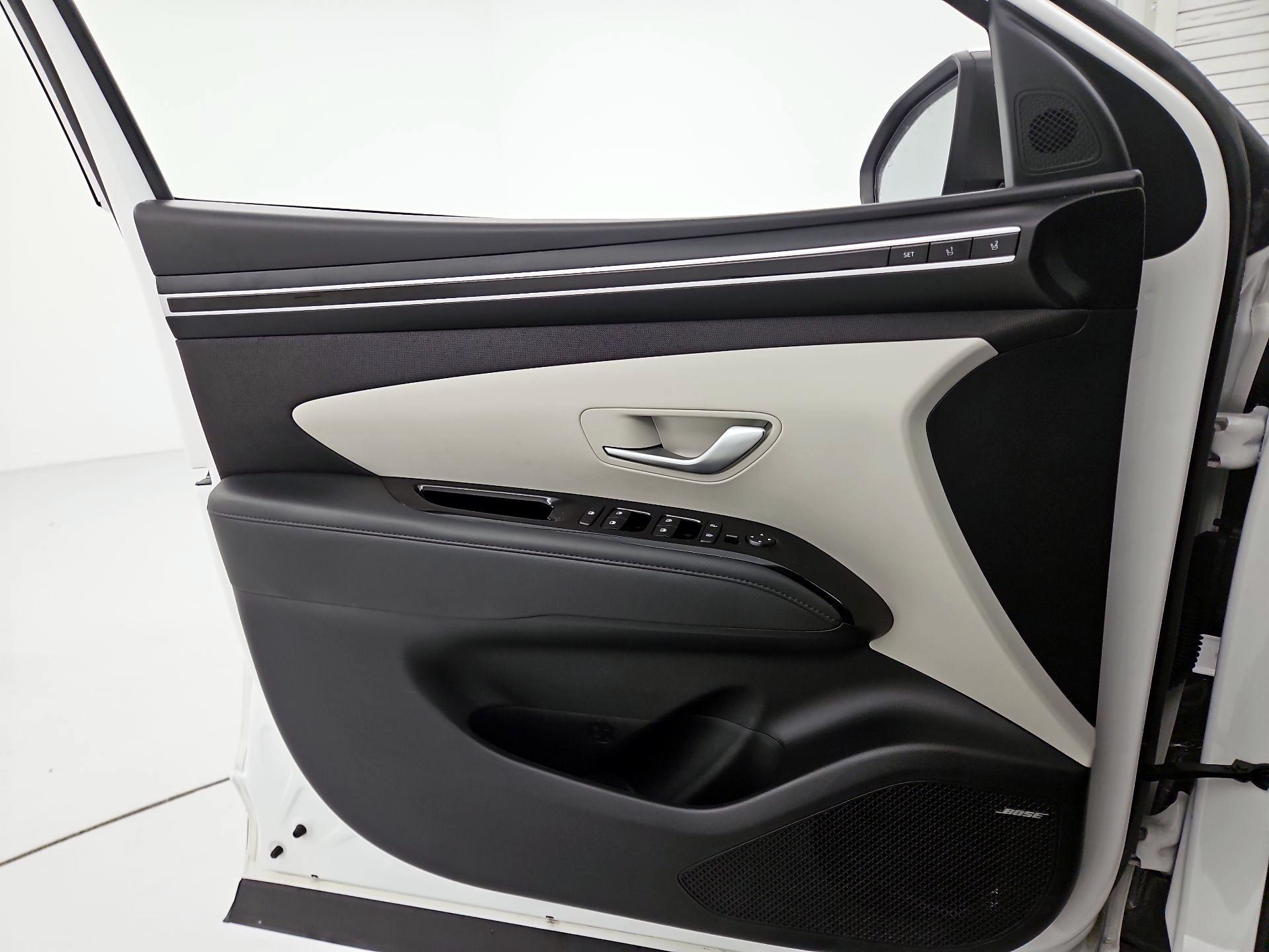Thumbnail: 2023 Hyundai Tucson - 12