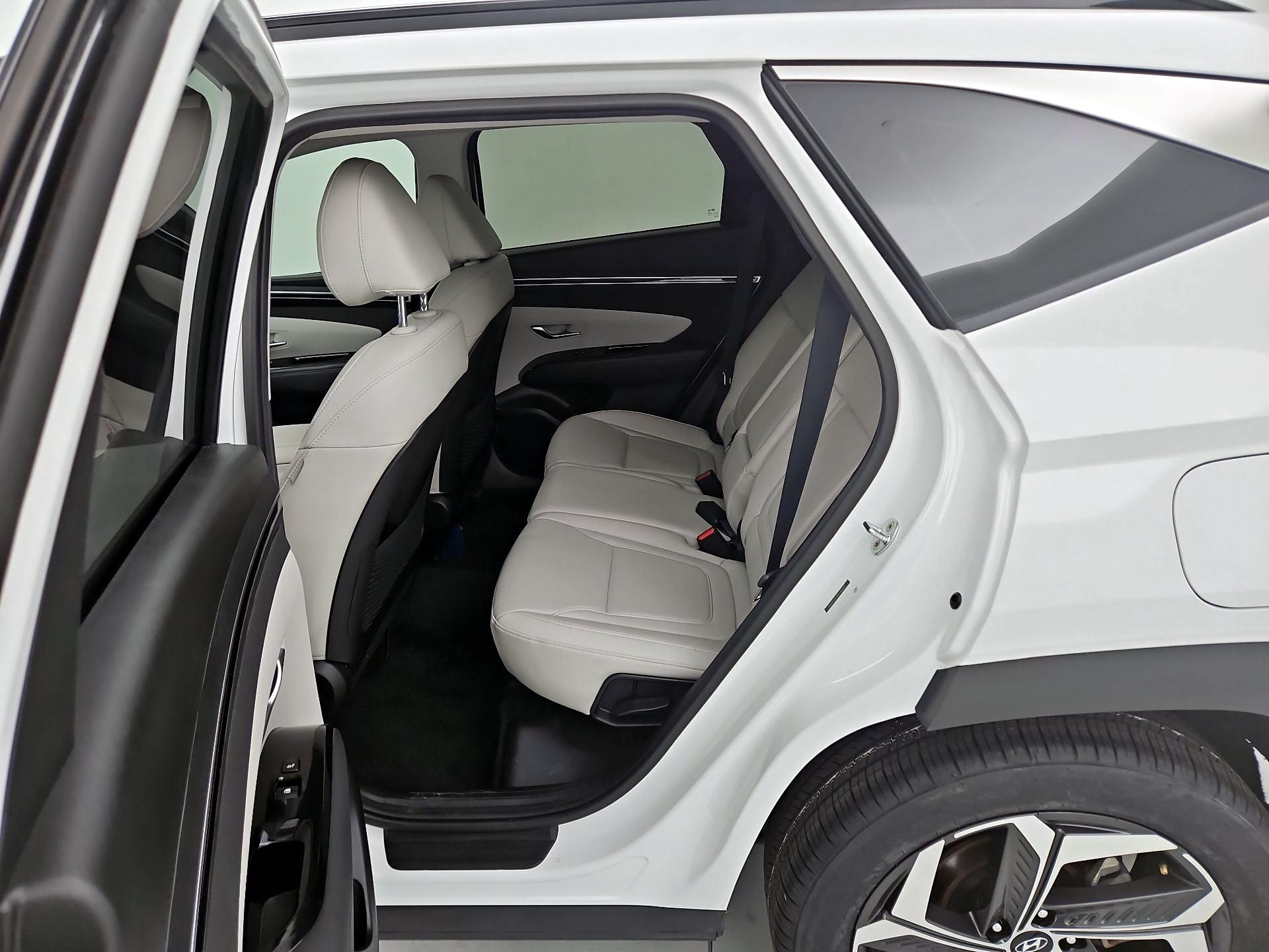 Thumbnail: 2023 Hyundai Tucson - 20