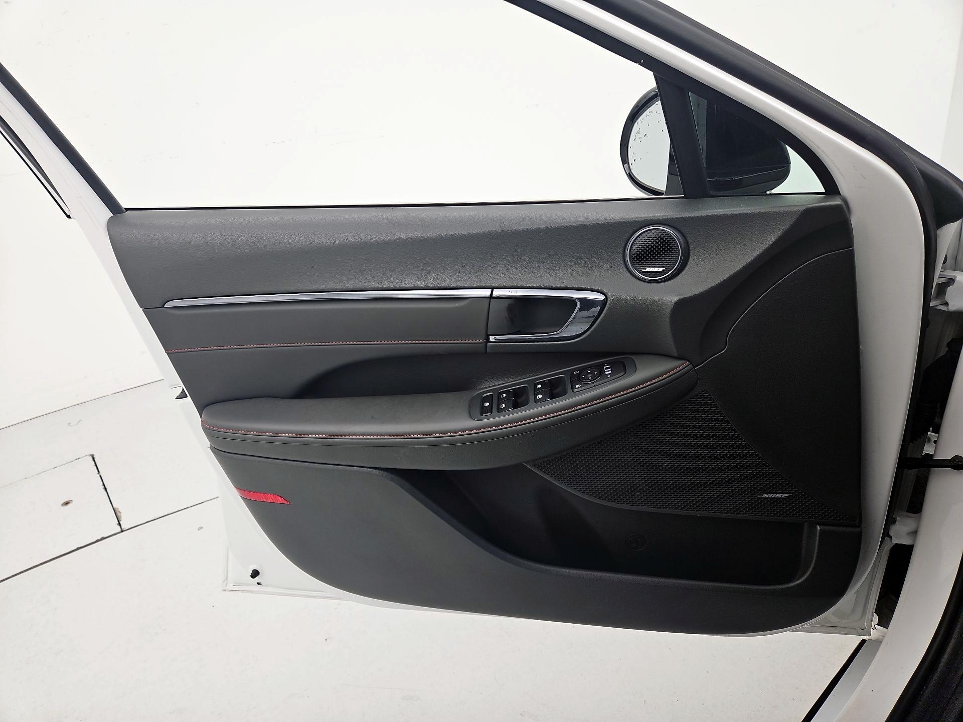 Thumbnail: 2022 Hyundai Sonata - 12