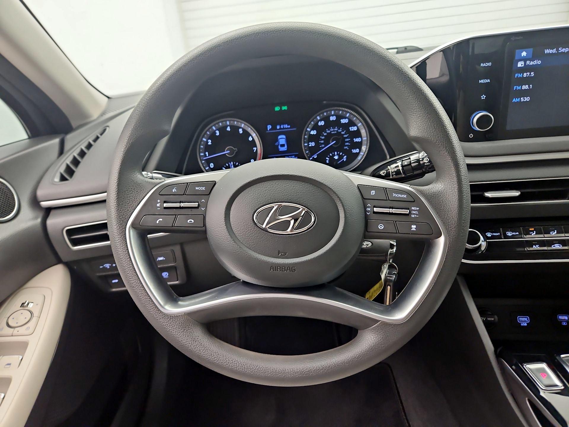 Thumbnail: 2022 Hyundai Sonata - 10