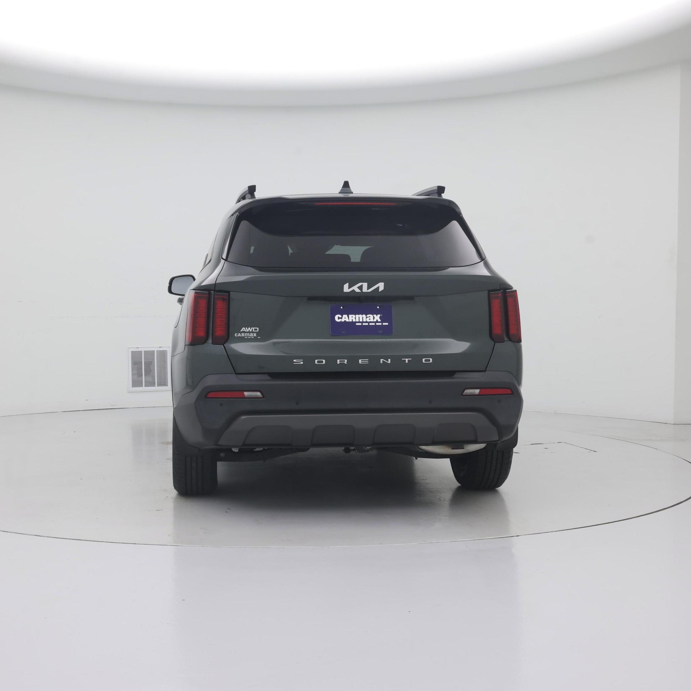 Thumbnail: 2022 Kia Sorento - 6